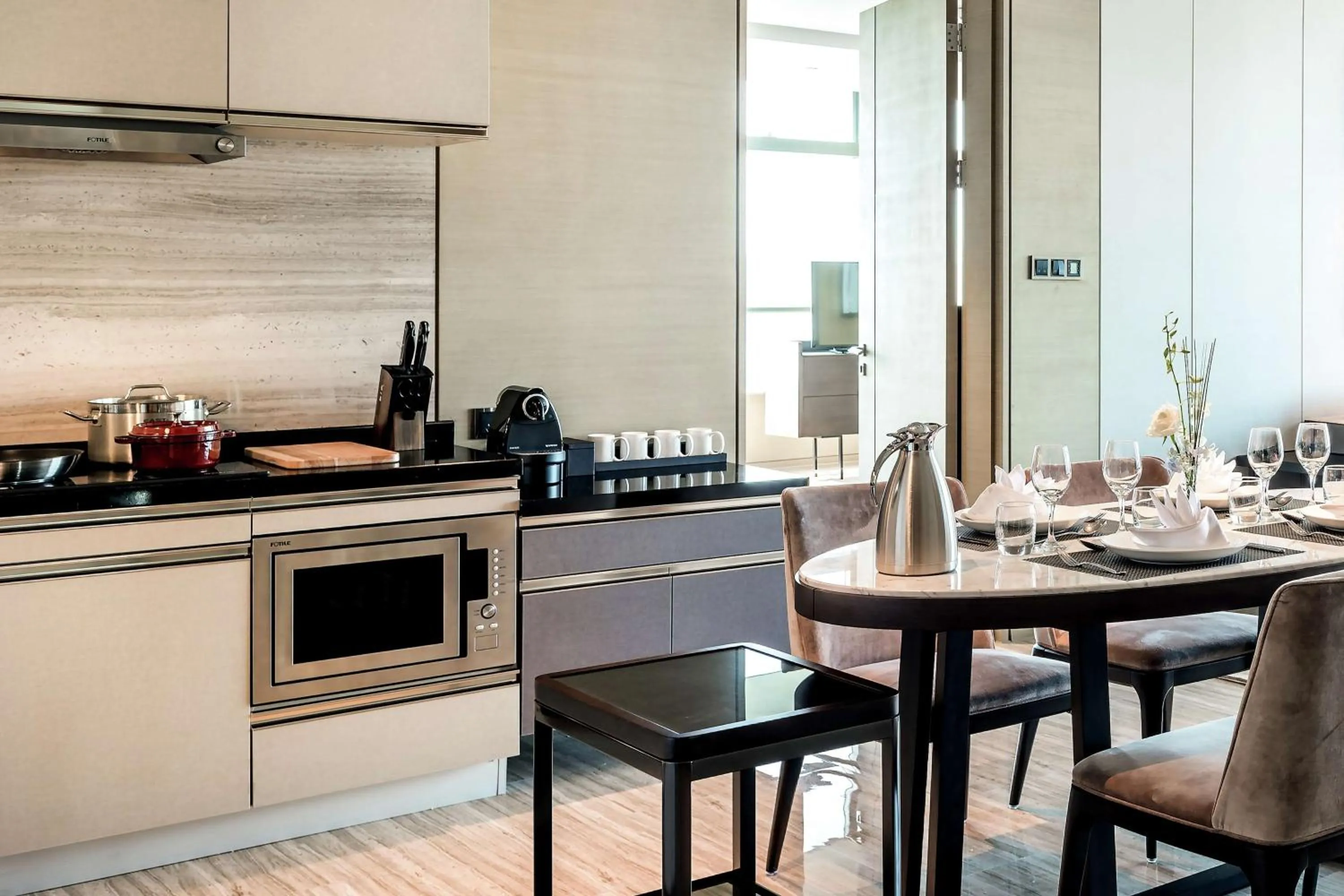 Kitchen or kitchenette in Hilton Jinan South Hotel & Residences