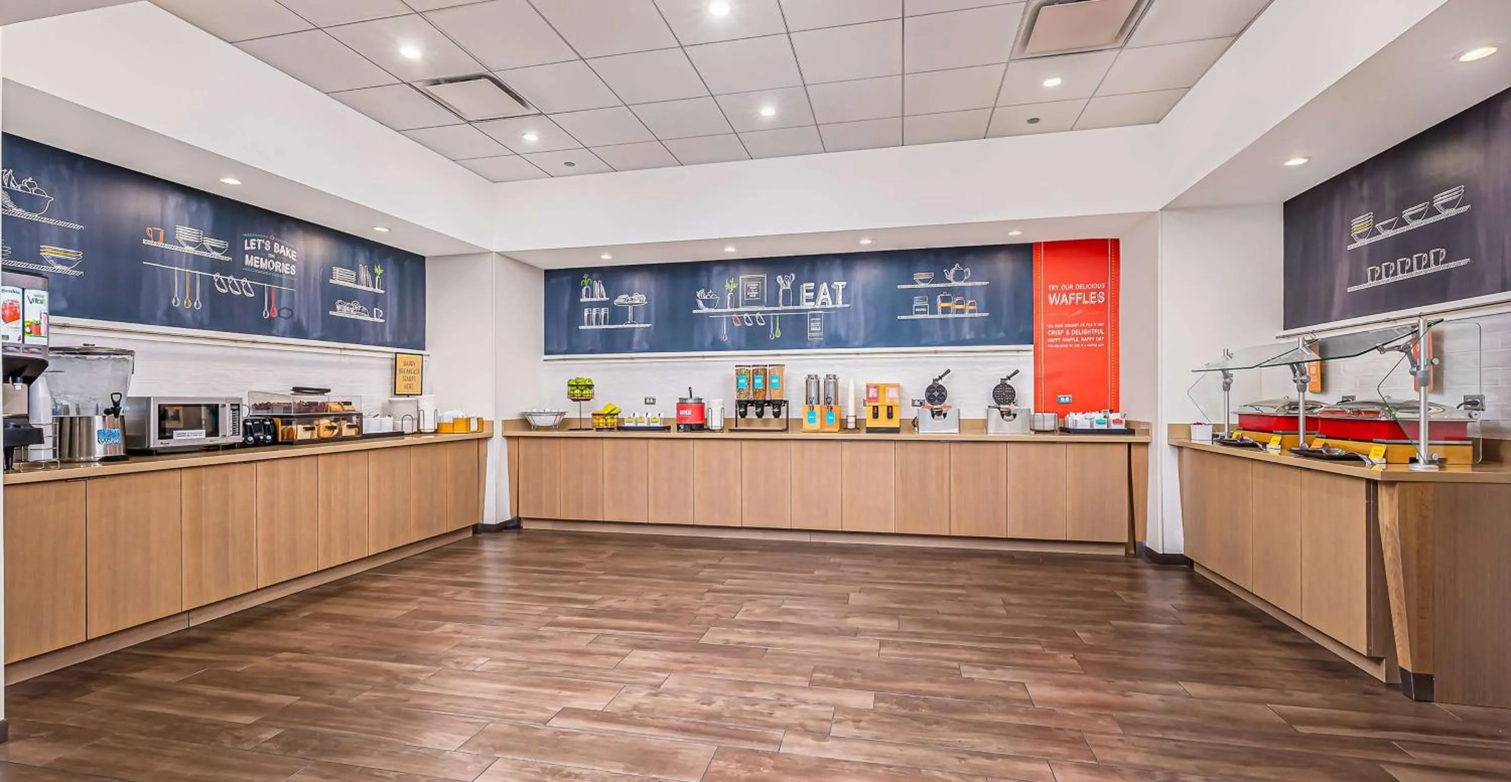 Breakfast in Hampton Inn Chicago North-Loyola Station, Il