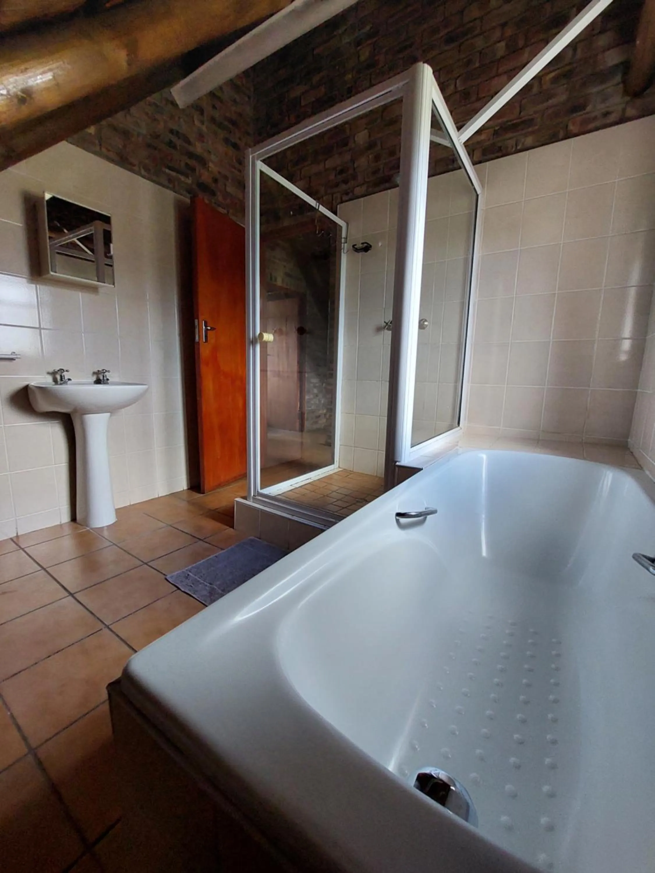 Property building in Kragga Kamma Game Park