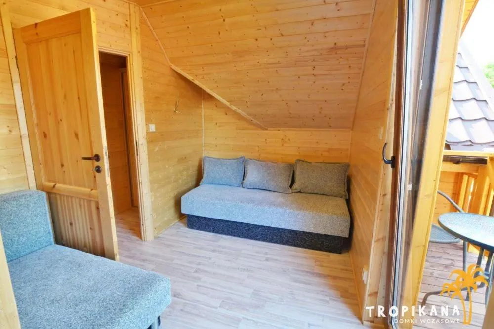 Shower in Tropikana Domki, Apartamenty