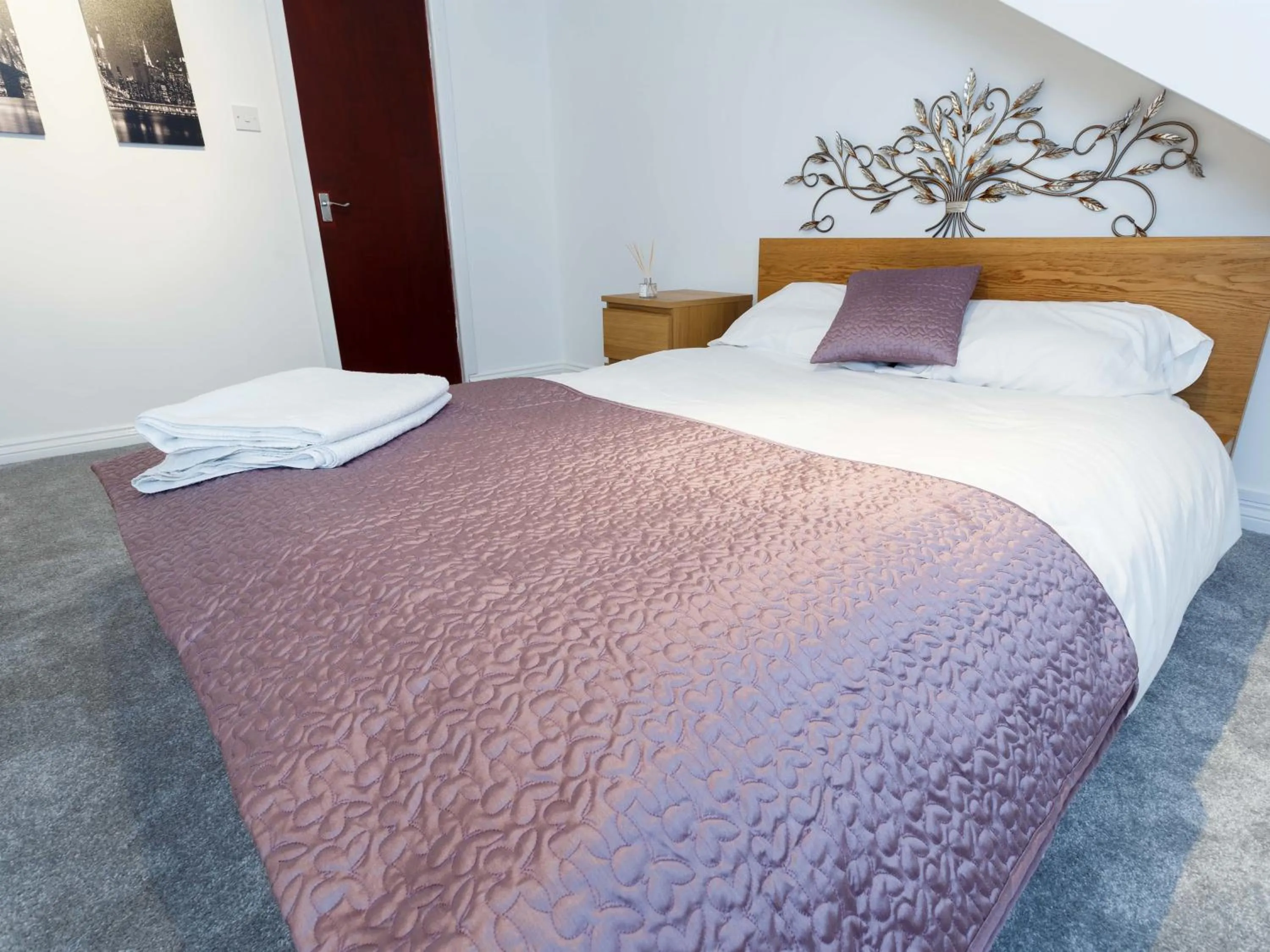 Bedroom in Ruth Apartments