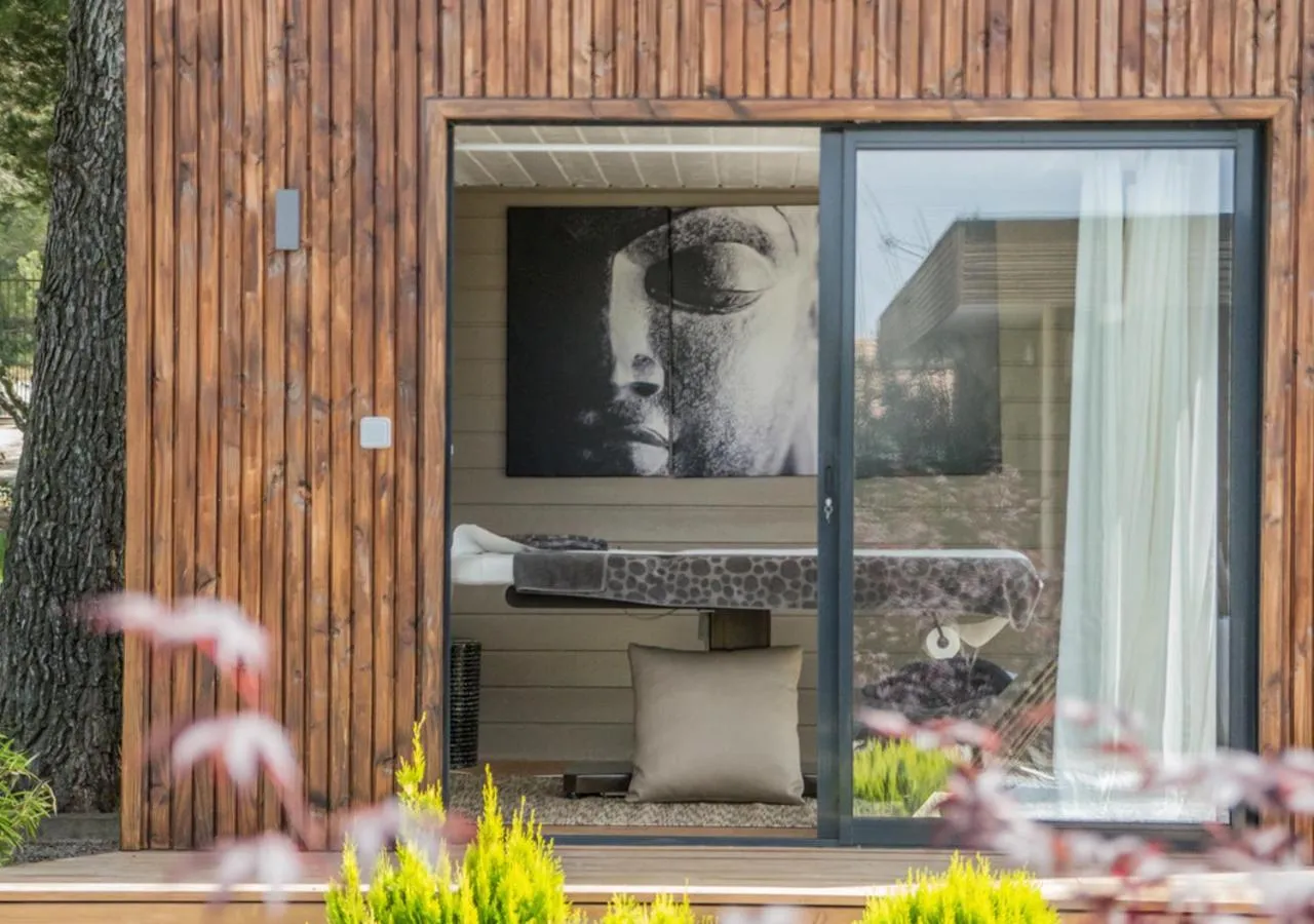 Massage in Mas des Cigales