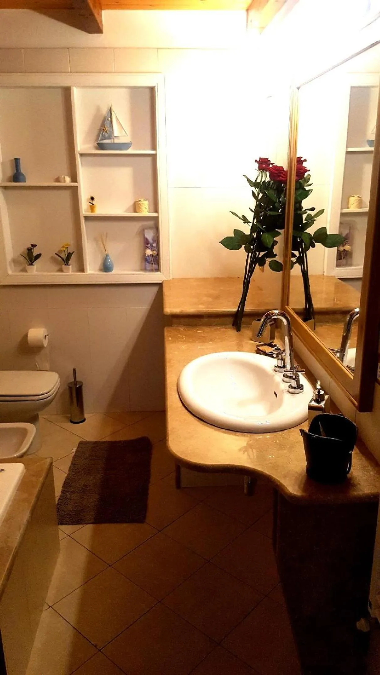 Toilet in Palazzo Zimatore Residenza D'Epoca