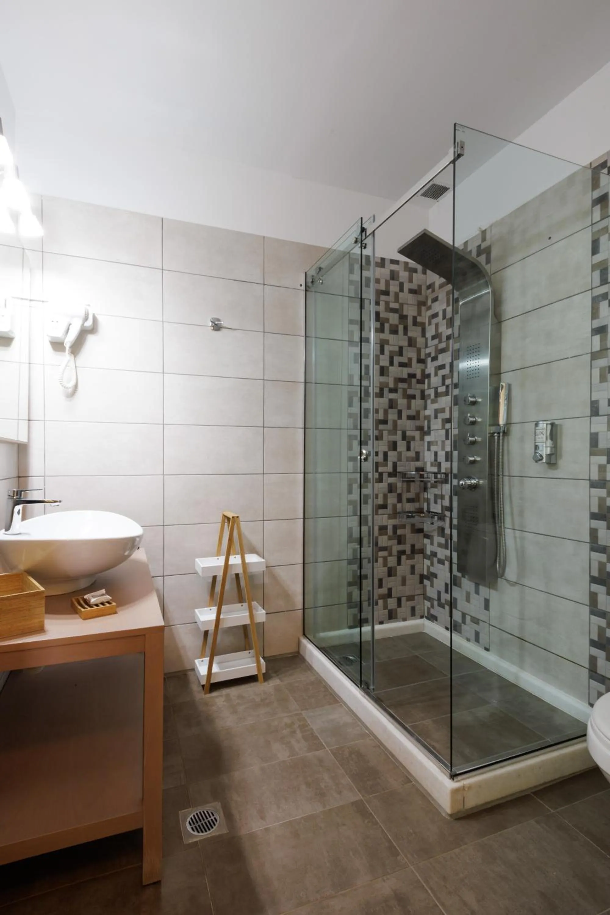 Shower in Blue Horizon Suites