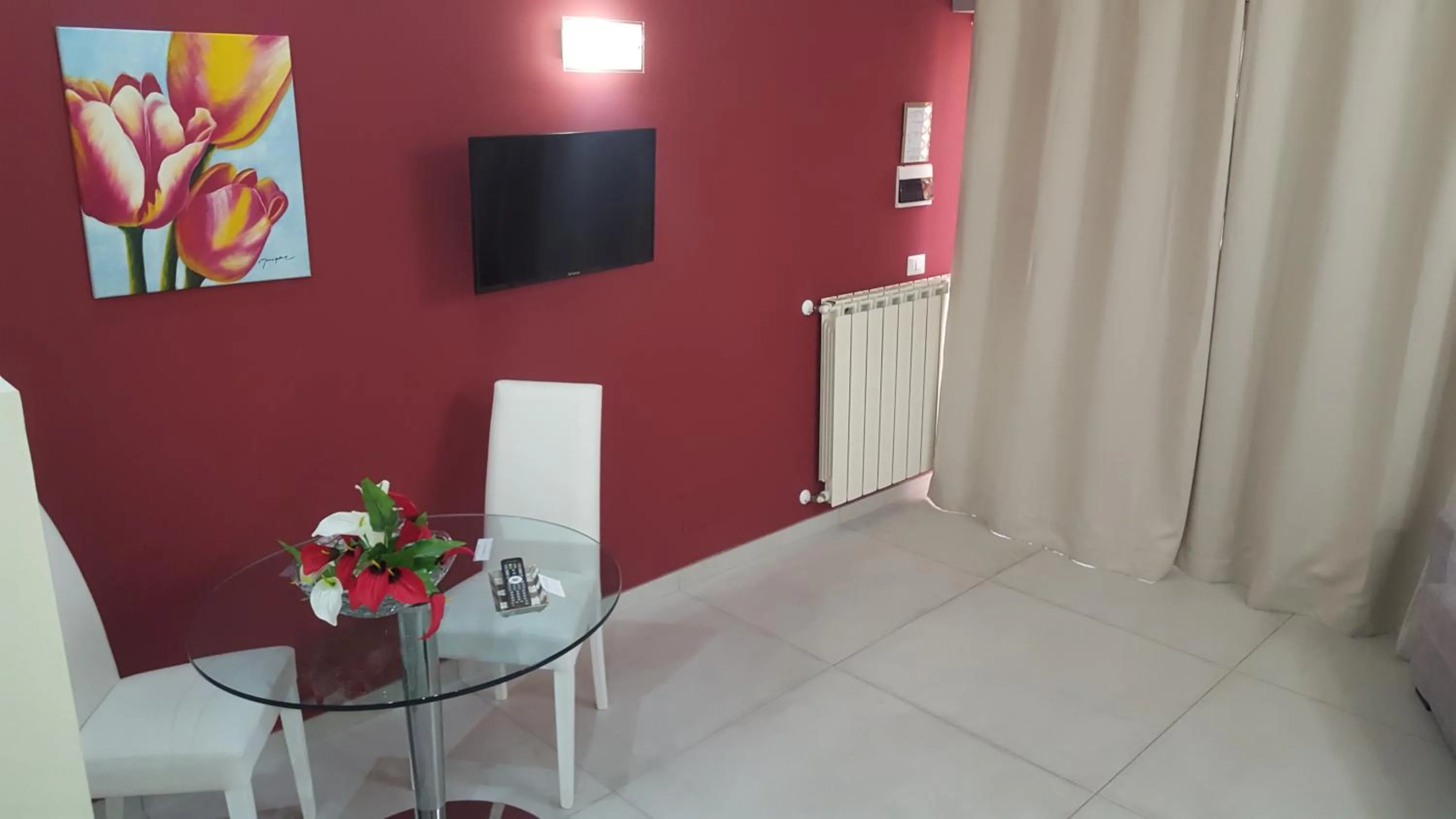 TV and multimedia in B&B Villa Letizia