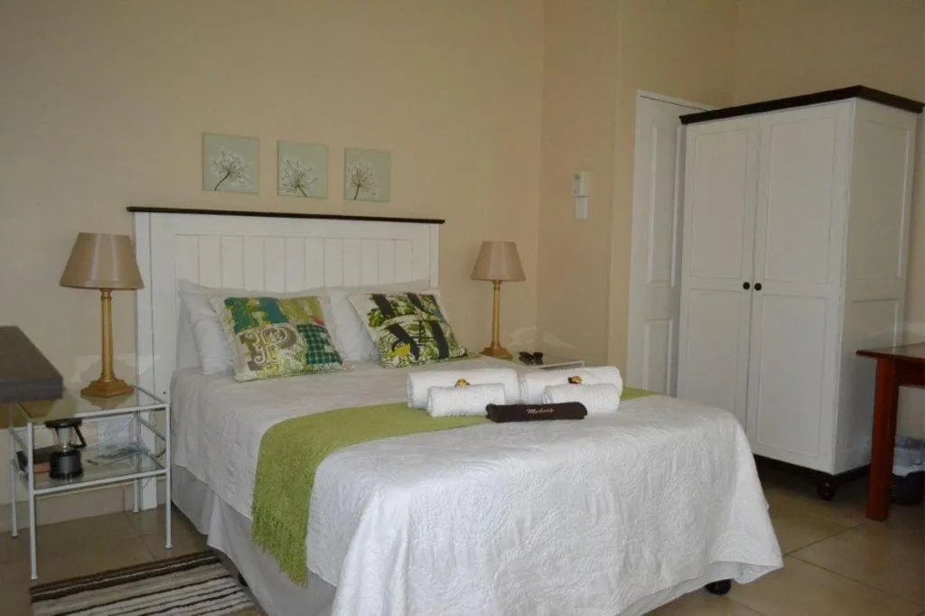 Bedroom, Bed in Hunters B&B