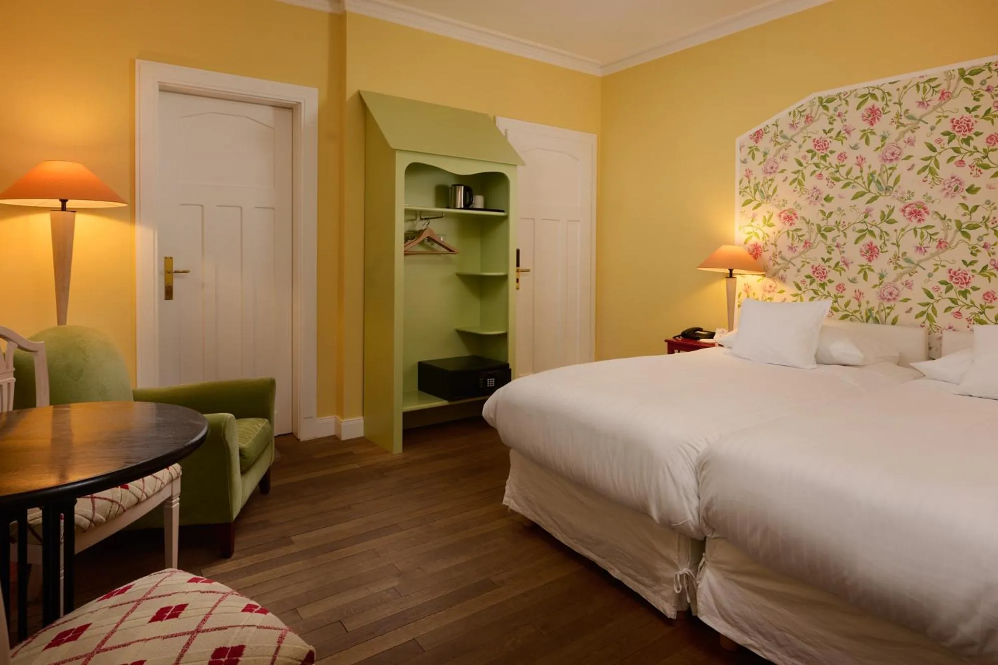 Bed in Hotel Parc Belair