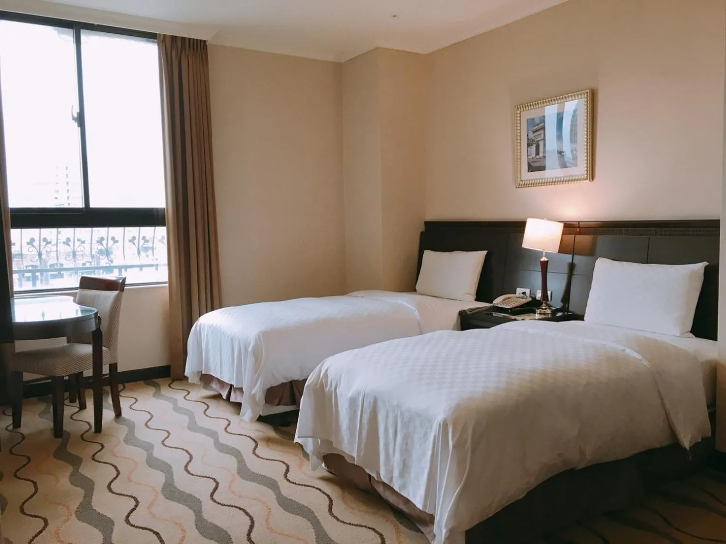 Bedroom, Bed in Chong Yu Hotel