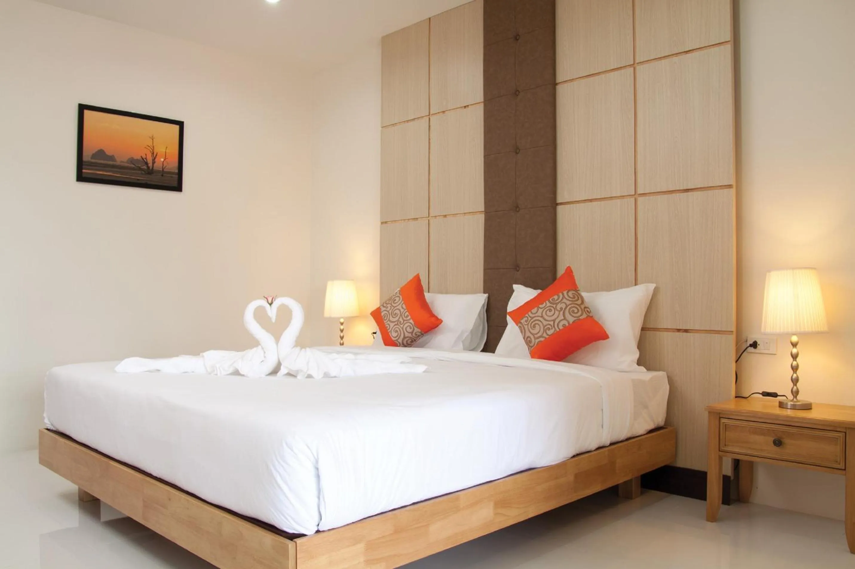 Photo of the whole room, Bed in JS Residence Krabi