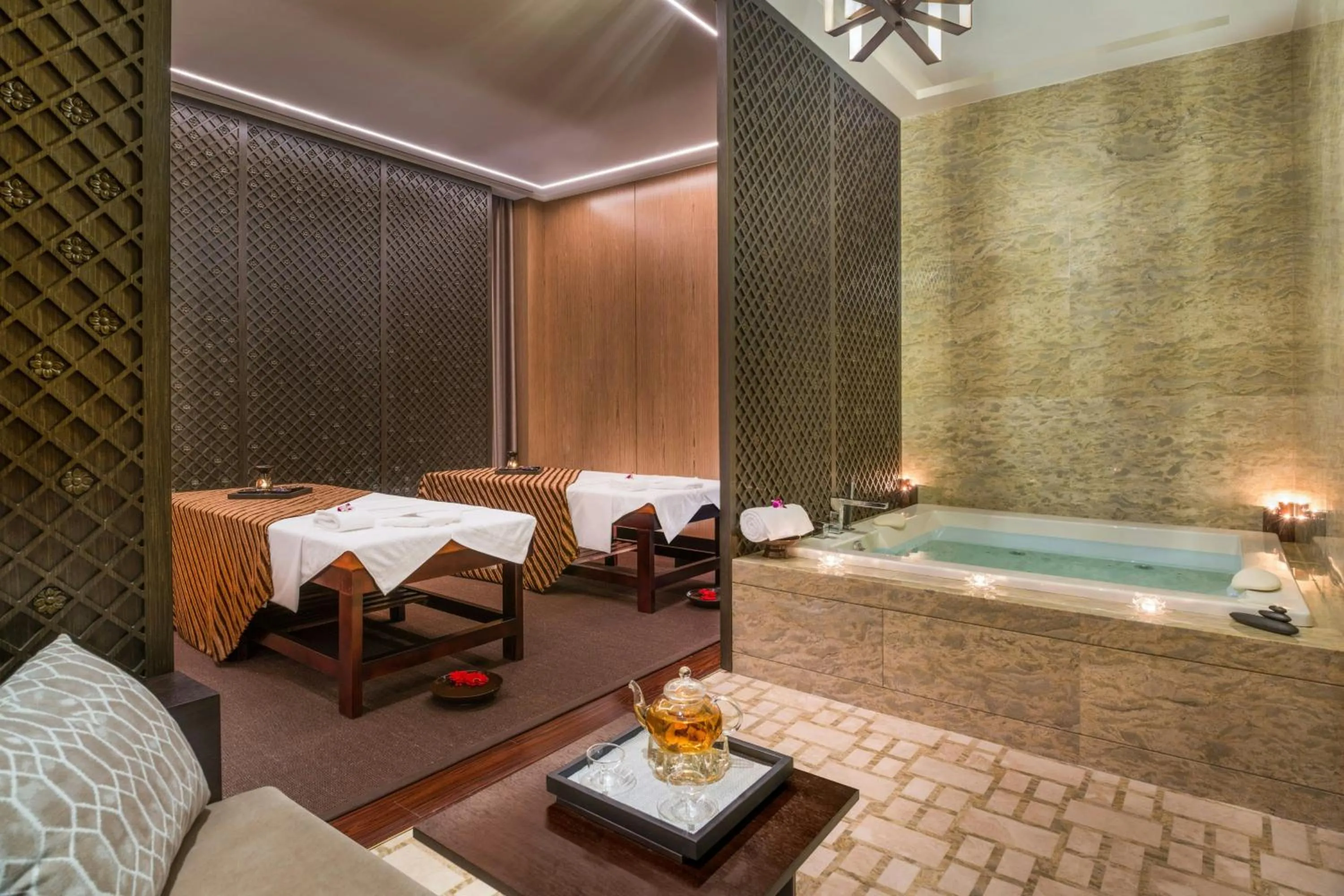Spa and wellness centre/facilities in Meixi Lake Hotel, a Luxury Collection Hotel, Changsha