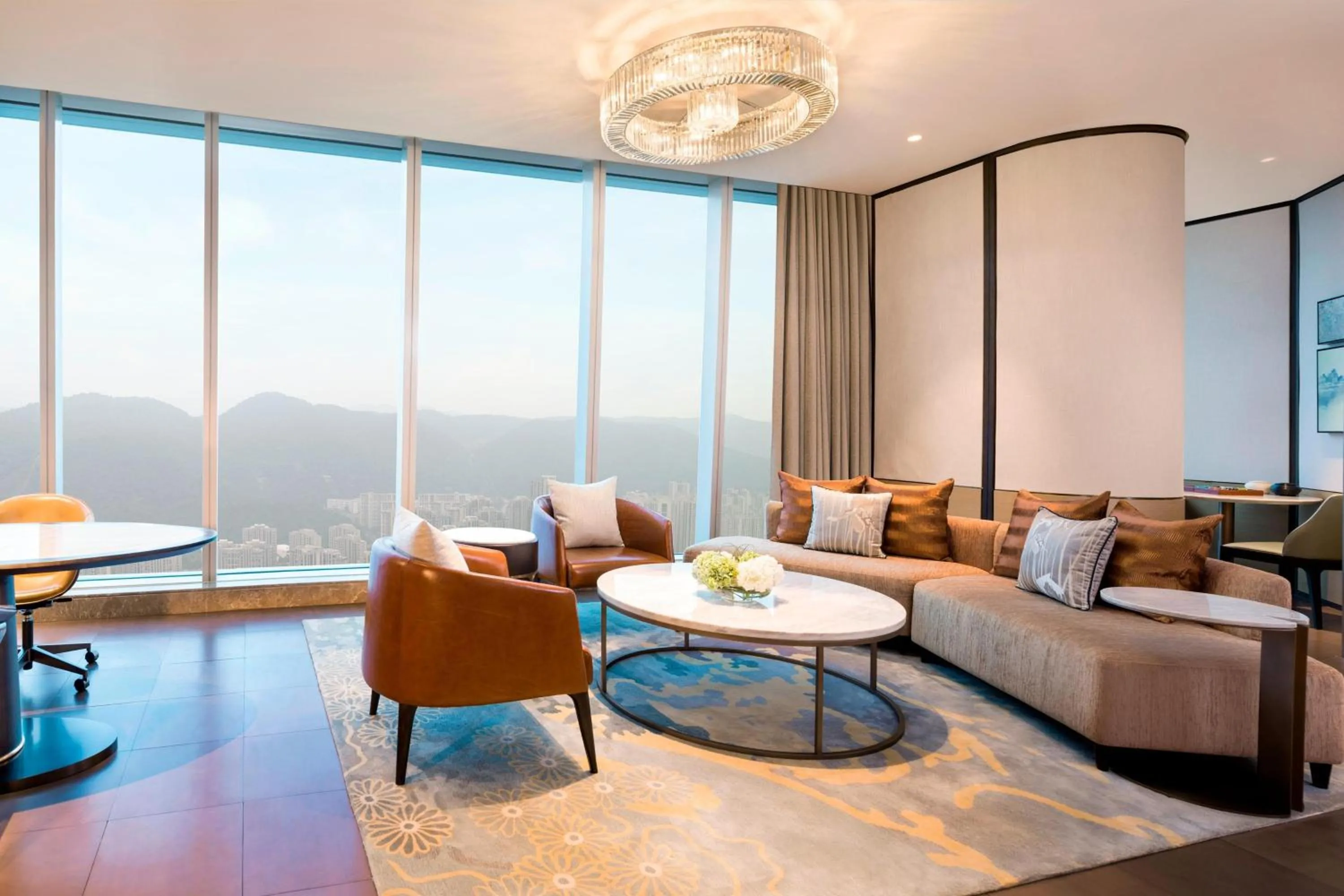 Living room in Meixi Lake Hotel, a Luxury Collection Hotel, Changsha