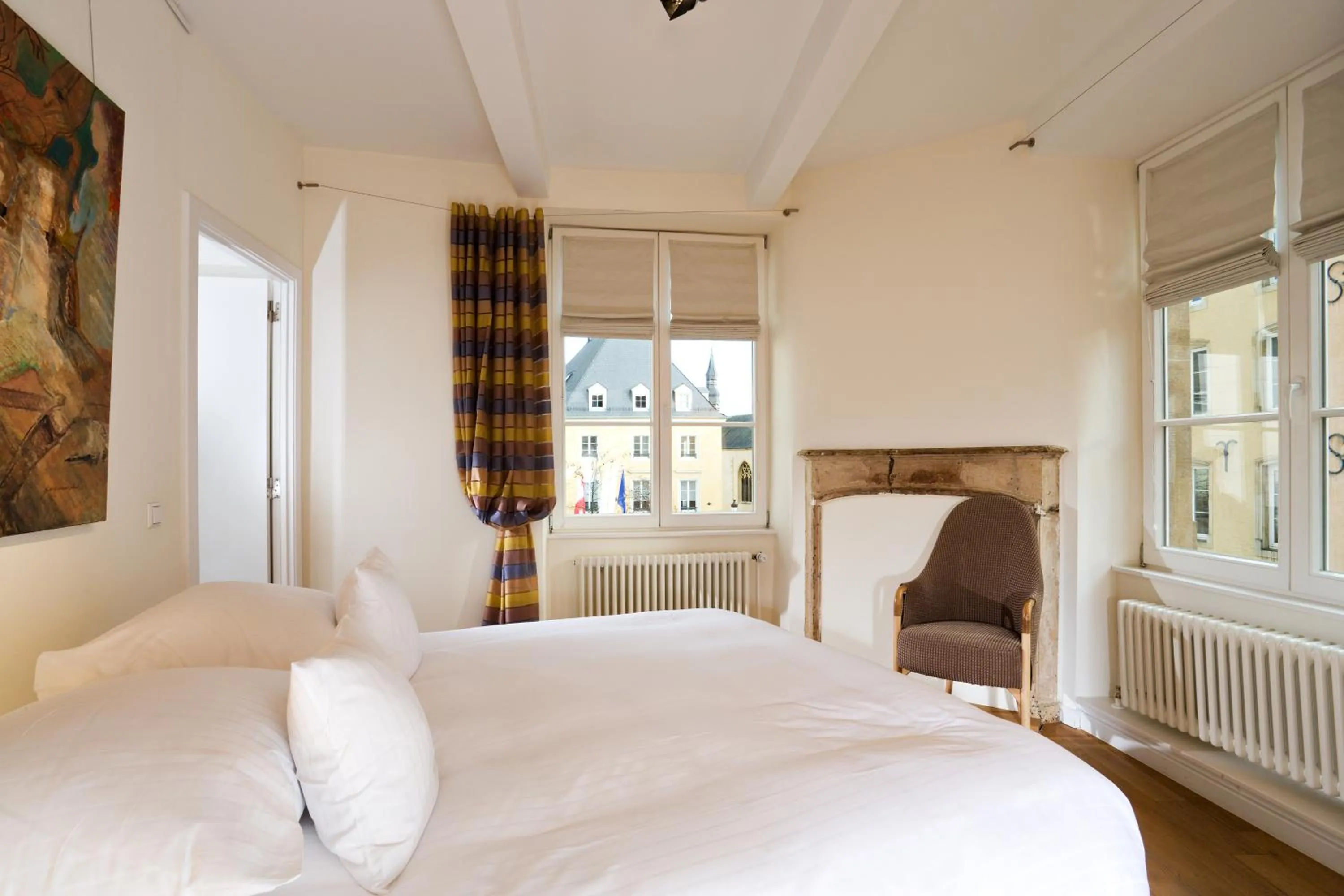 Bed in Hotel Parc Beaux Arts