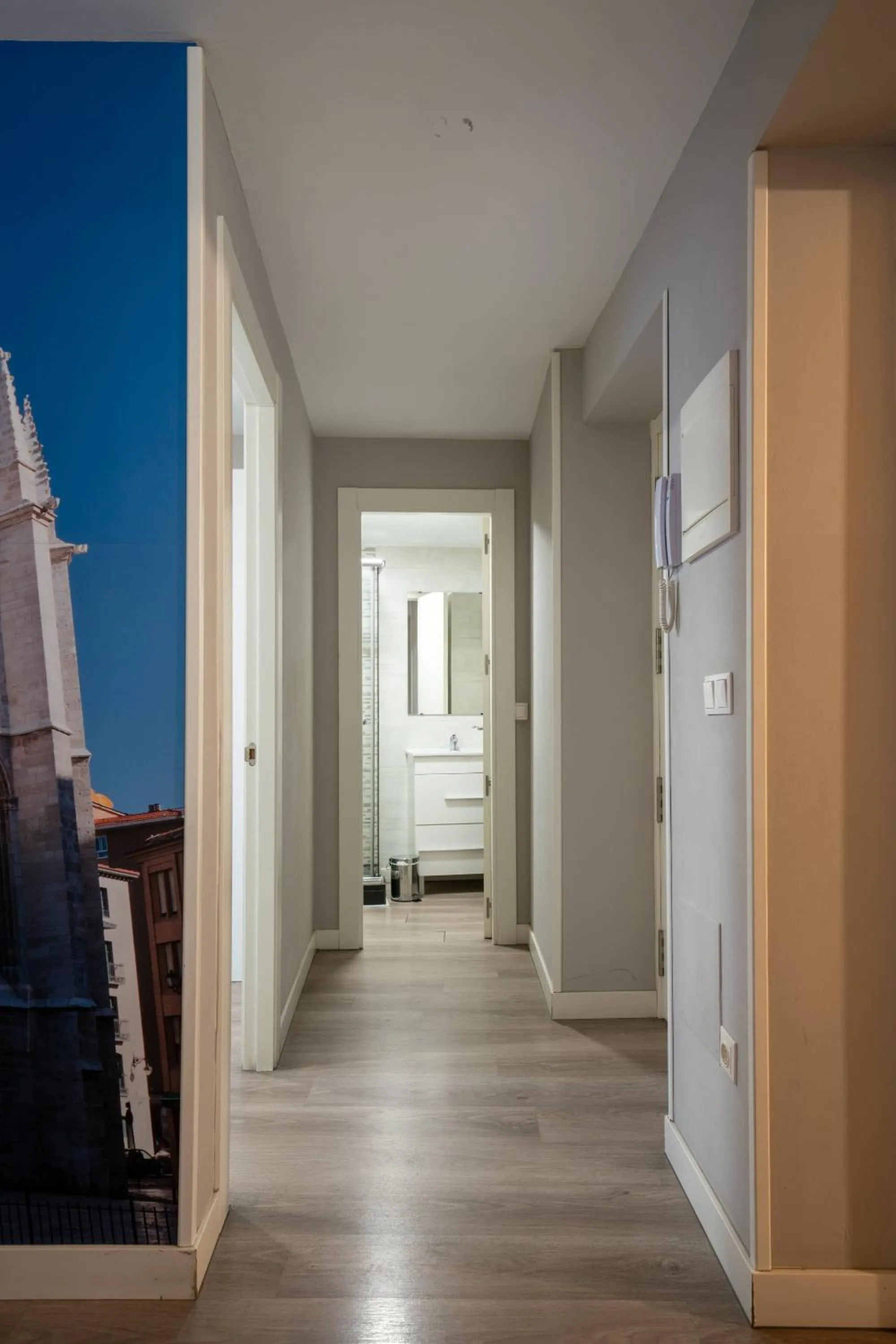 Kitchen or kitchenette in Apartamentos GO - Leopoldo Cano Center