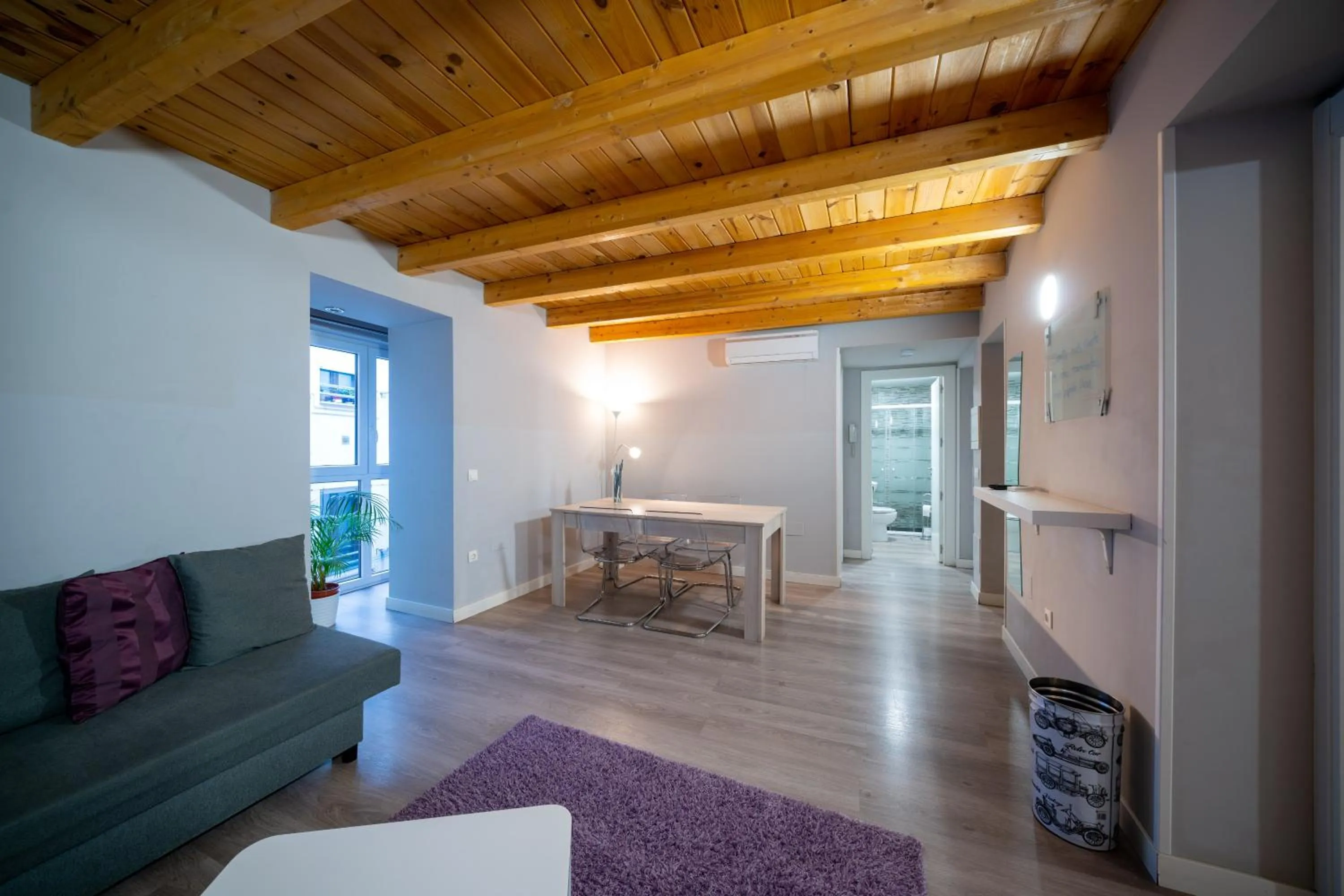 Living room in Apartamentos GO - Leopoldo Cano Center