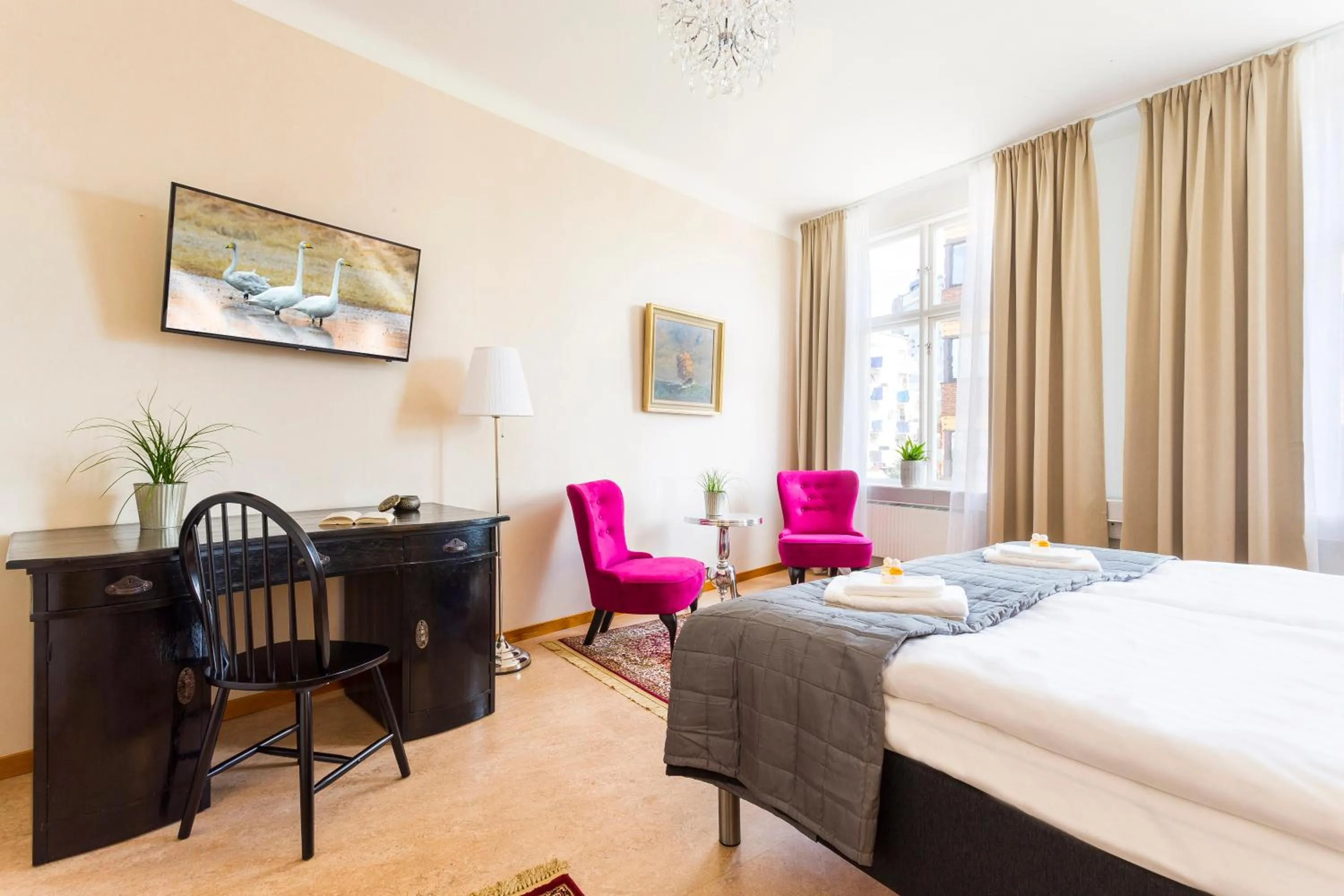 Property building, Bed in Hotell Drottninggatan 11