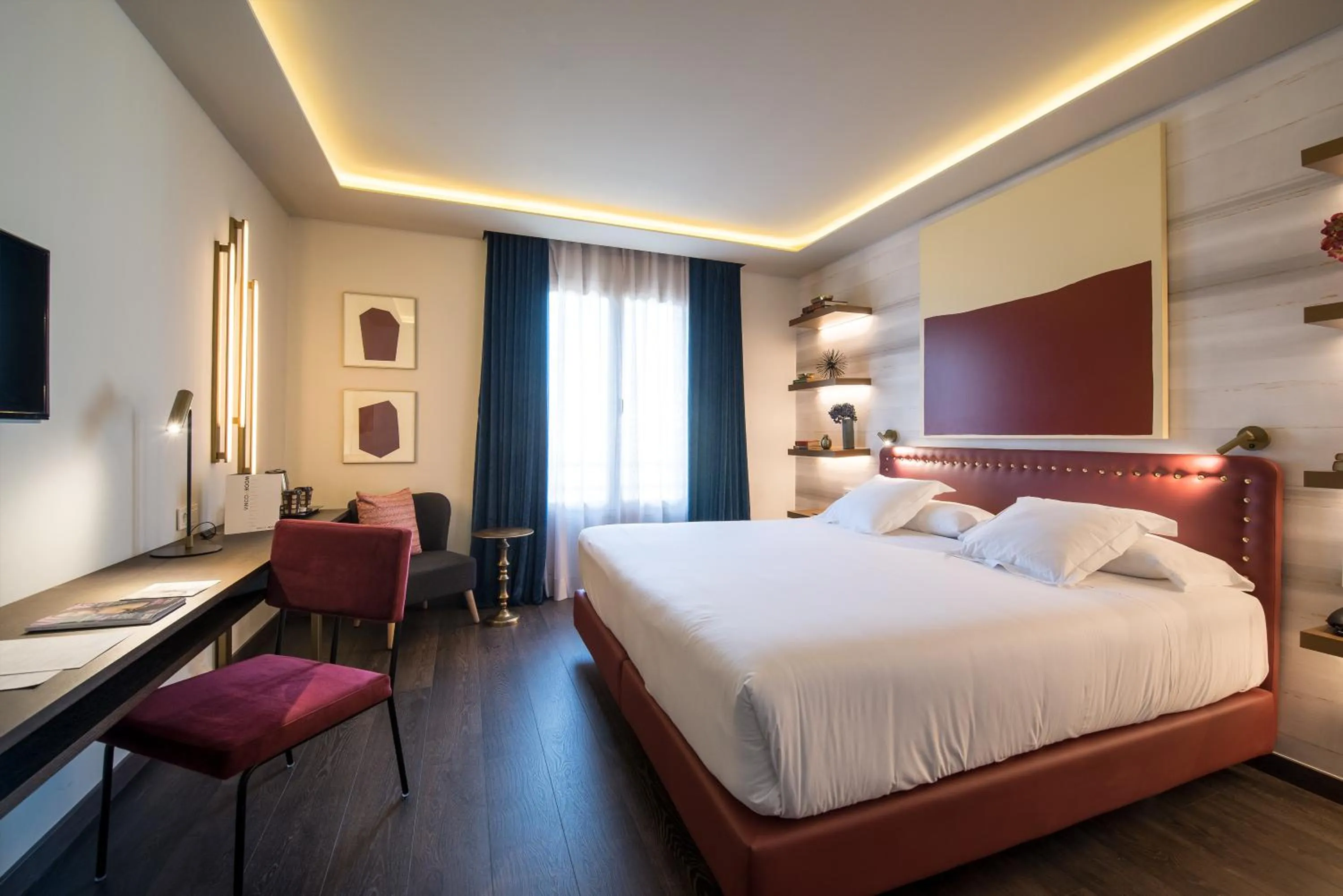 Photo of the whole room, Bed in Vincci Mae