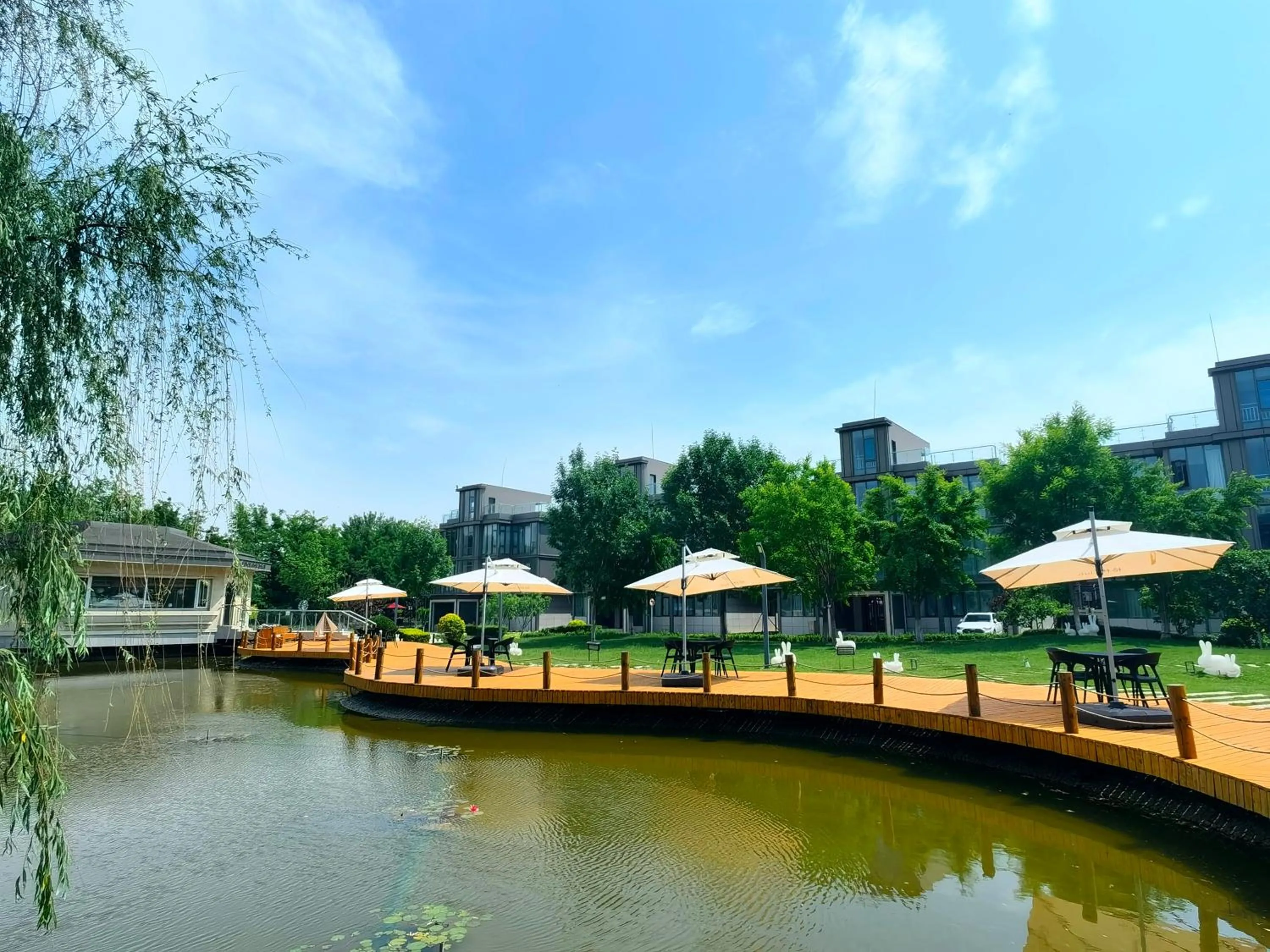 Garden view in Green Park Hotel Tianjin
