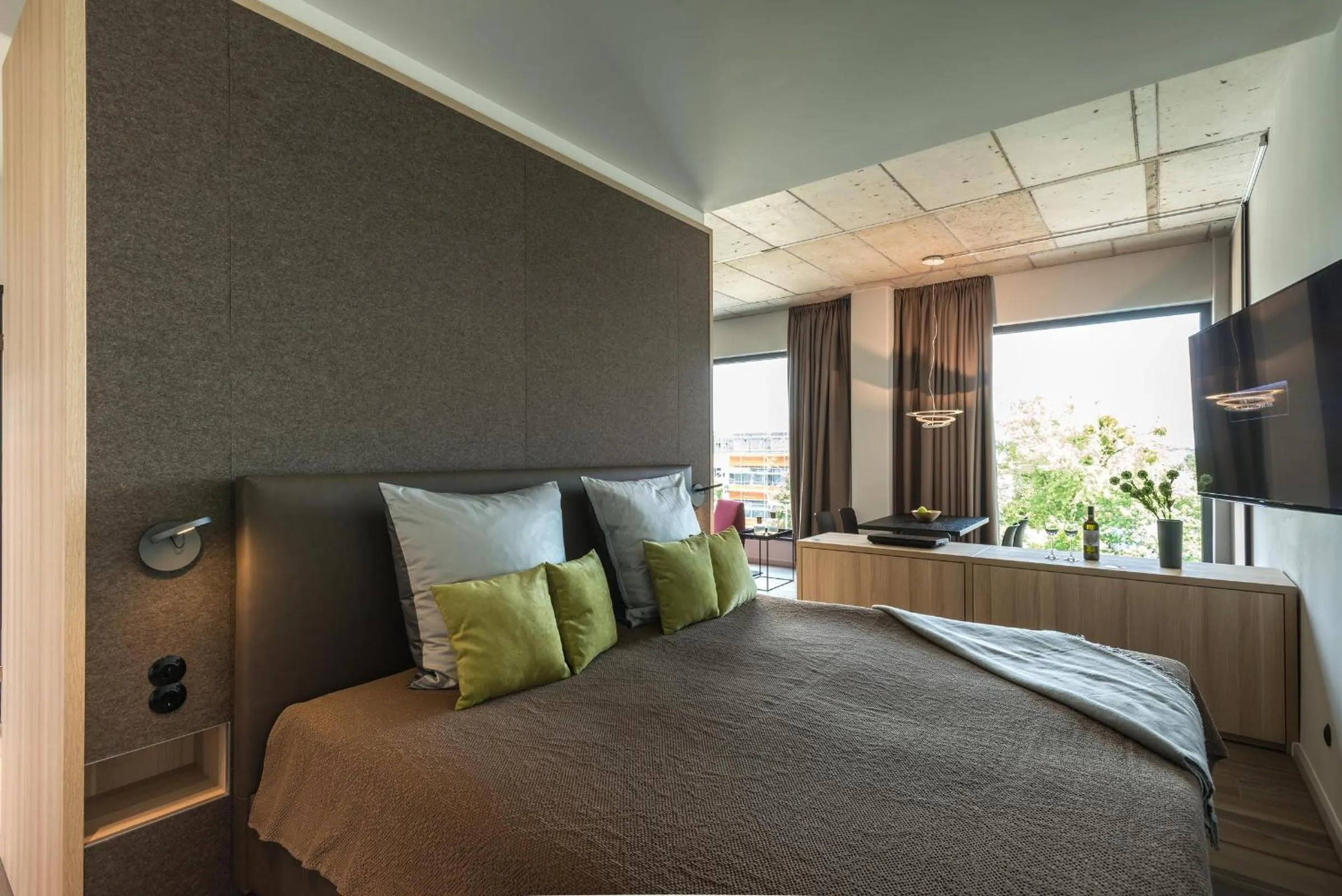 Bedroom in Golden Ball, Exclusive Serviced Apartments Munich