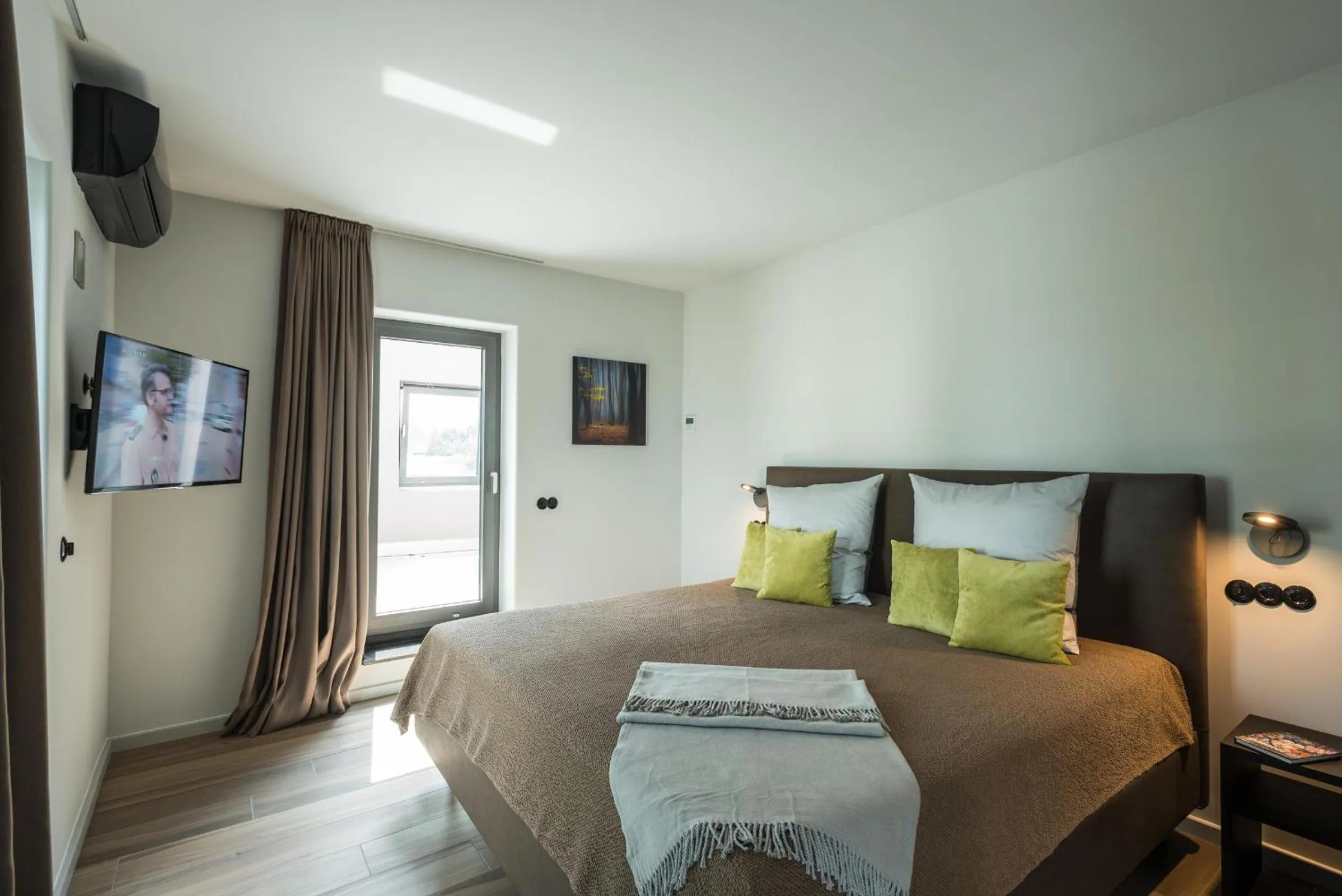 Bedroom in Golden Ball, Exclusive Serviced Apartments Munich