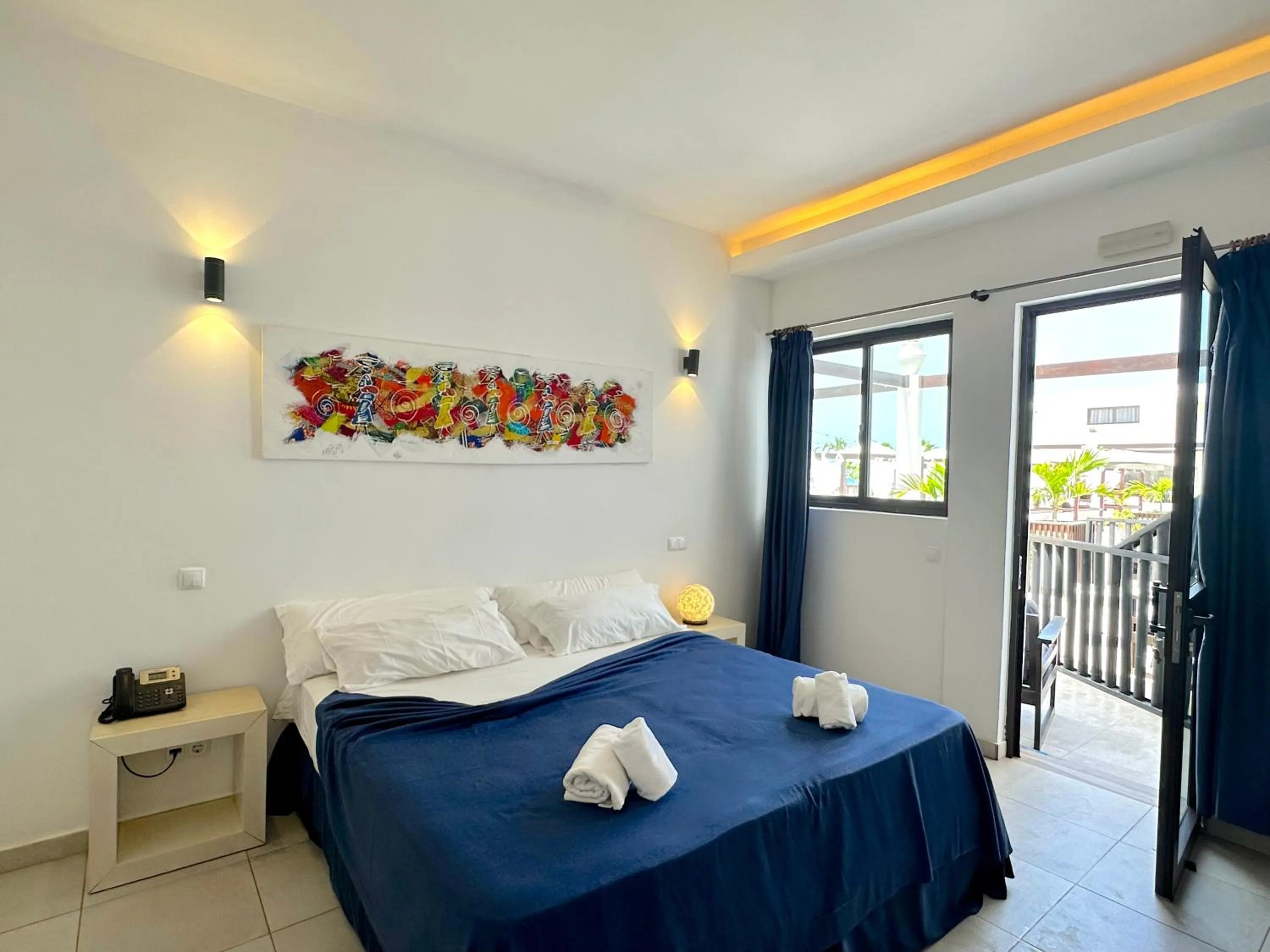 Bedroom, Bed in Hotel LIVVO Budha Beach