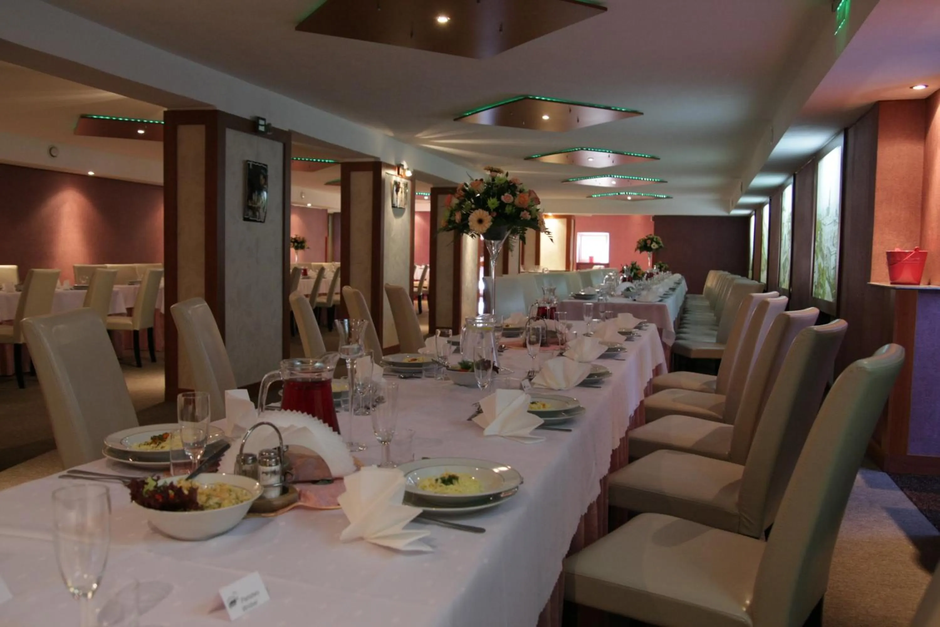 Restaurant/places to eat in Karczma pod Młynem