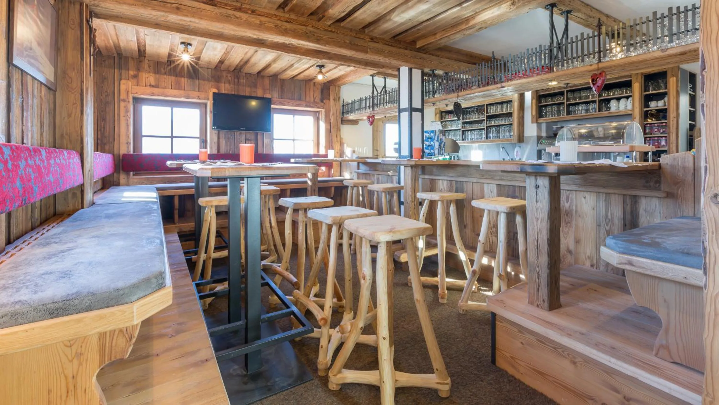 Lounge or bar in Ahornlodge