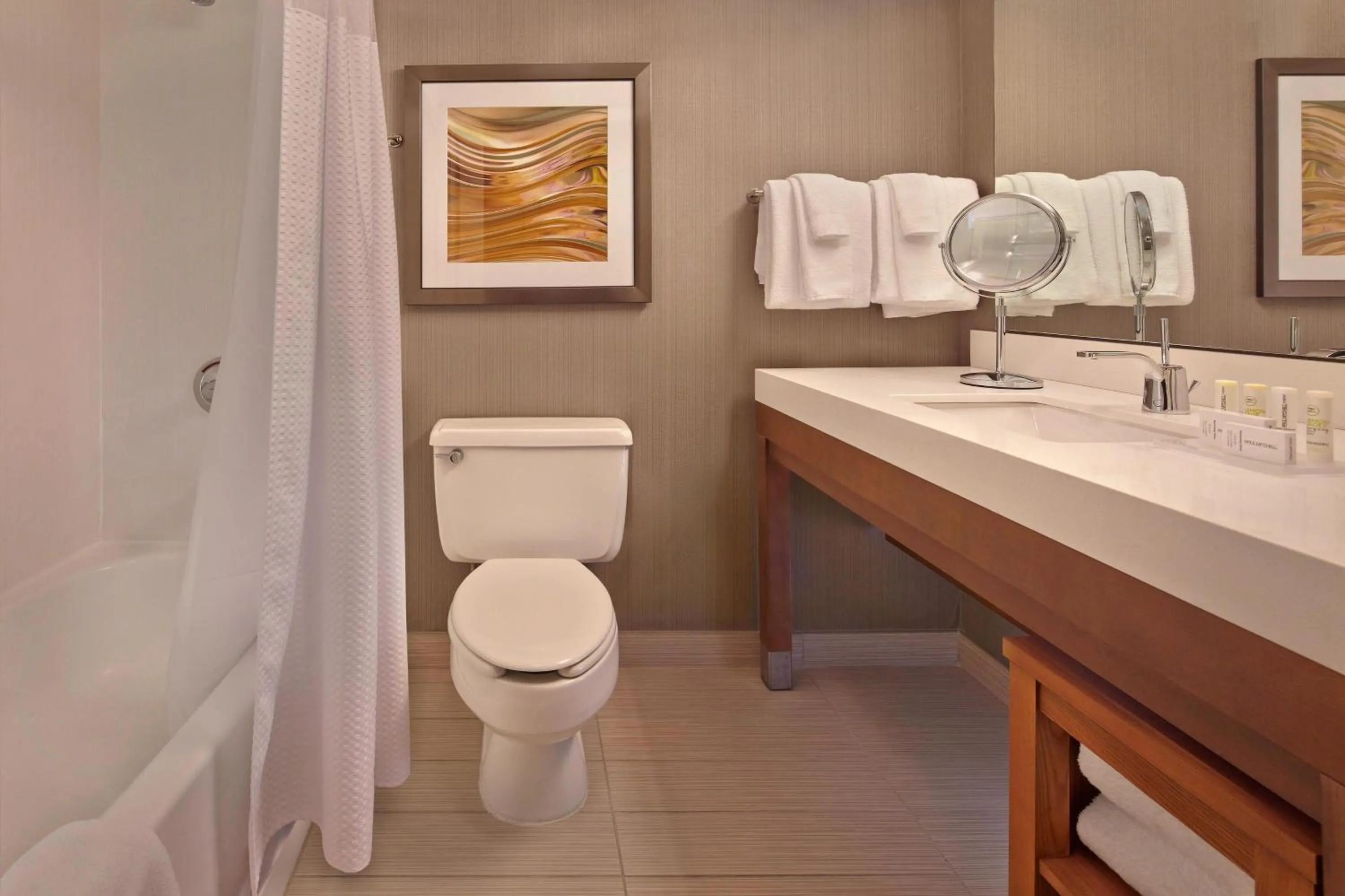 Bathroom in Courtyard by Marriott Philadelphia City Avenue