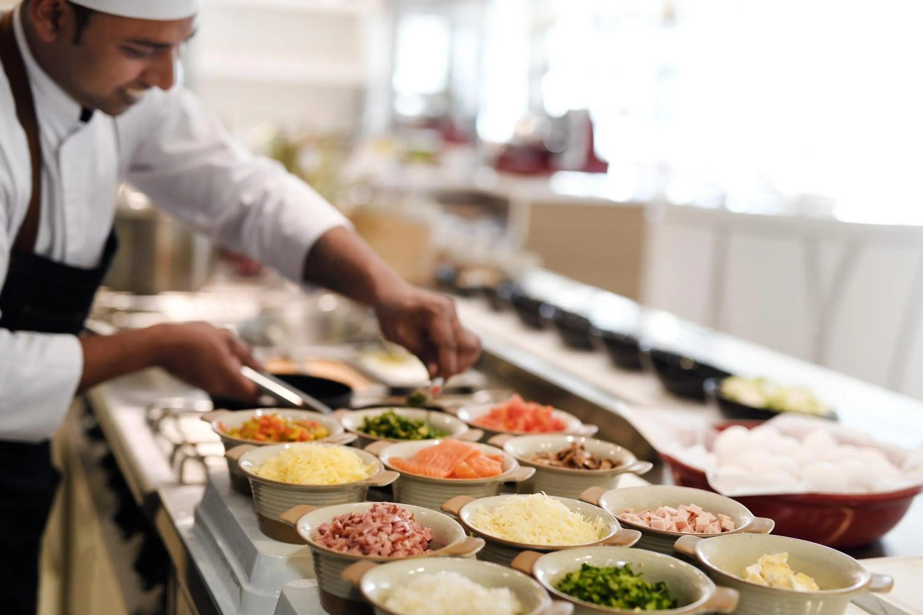 Restaurant/places to eat in Marriott Executive Apartments Downtown, Abu Dhabi