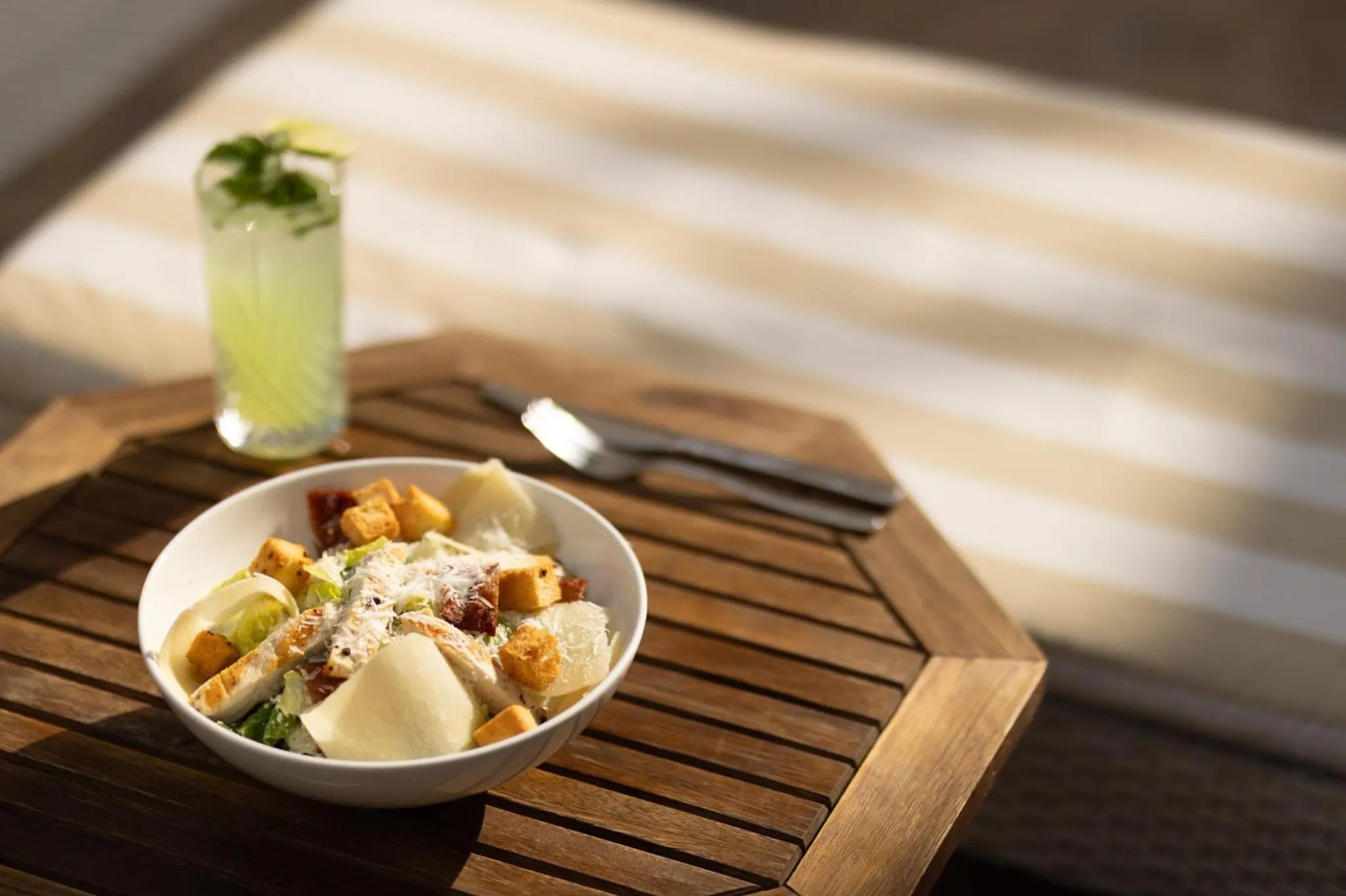 Restaurant/places to eat in Marriott Executive Apartments Downtown, Abu Dhabi