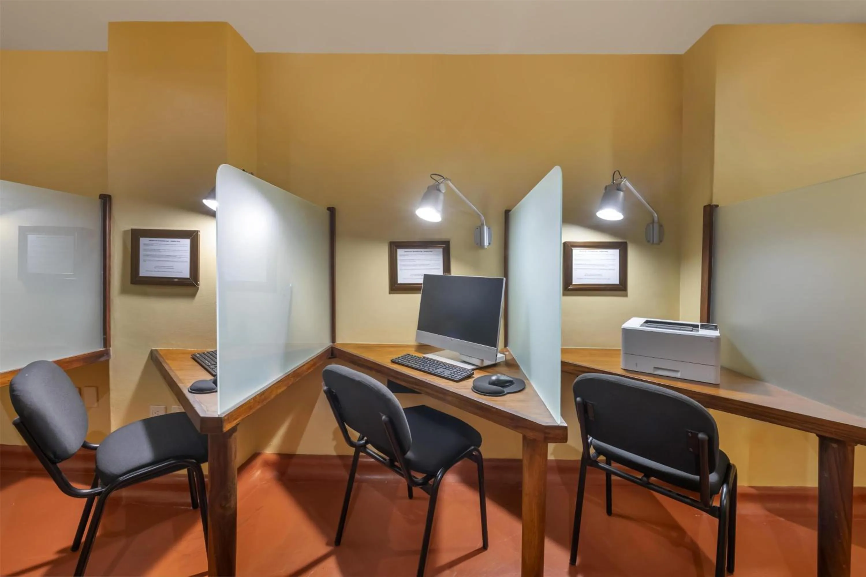 Business facilities in Hilton Grand Vacations Club Zihuatanejo