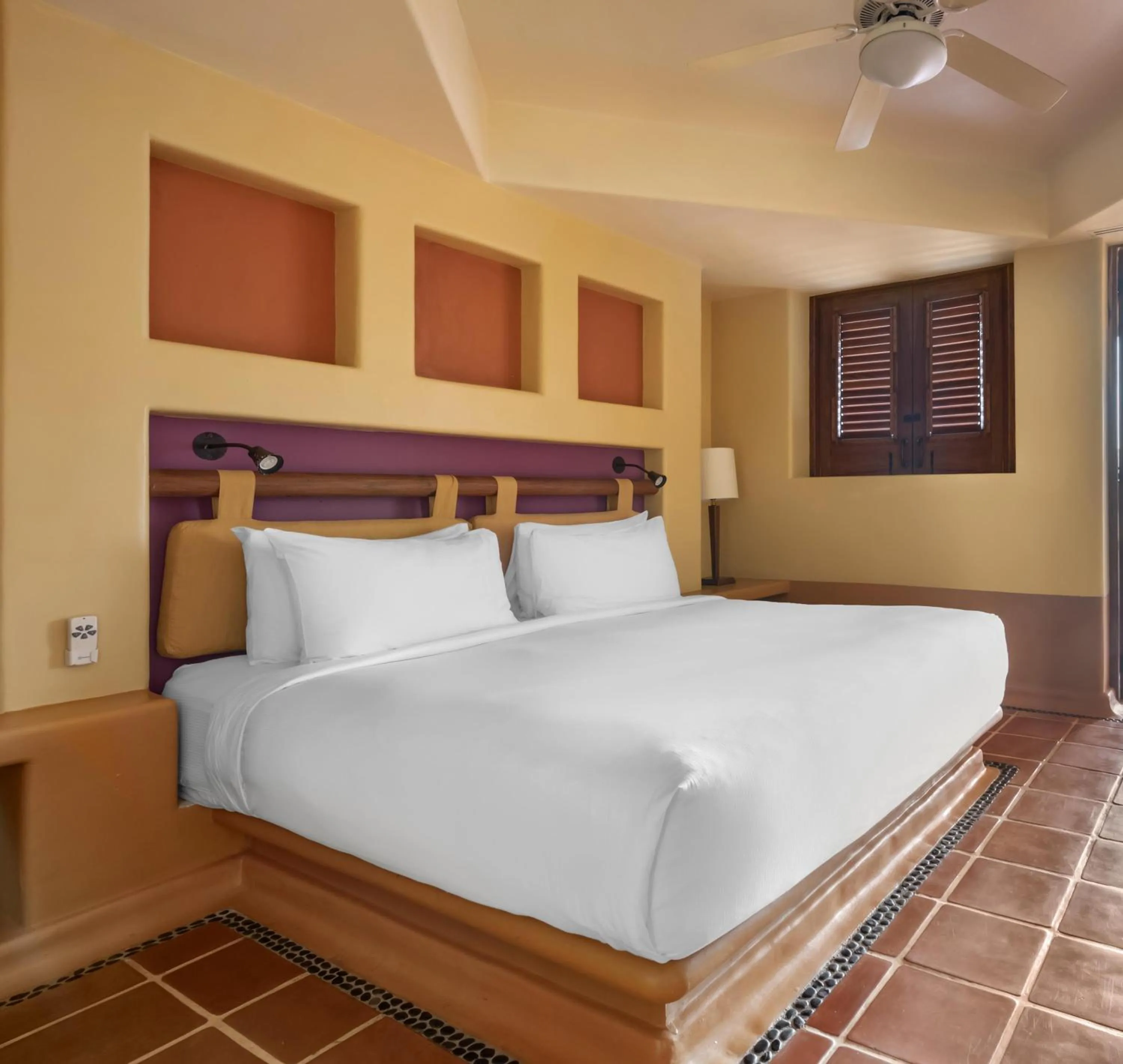 Bed in Hilton Grand Vacations Club Zihuatanejo