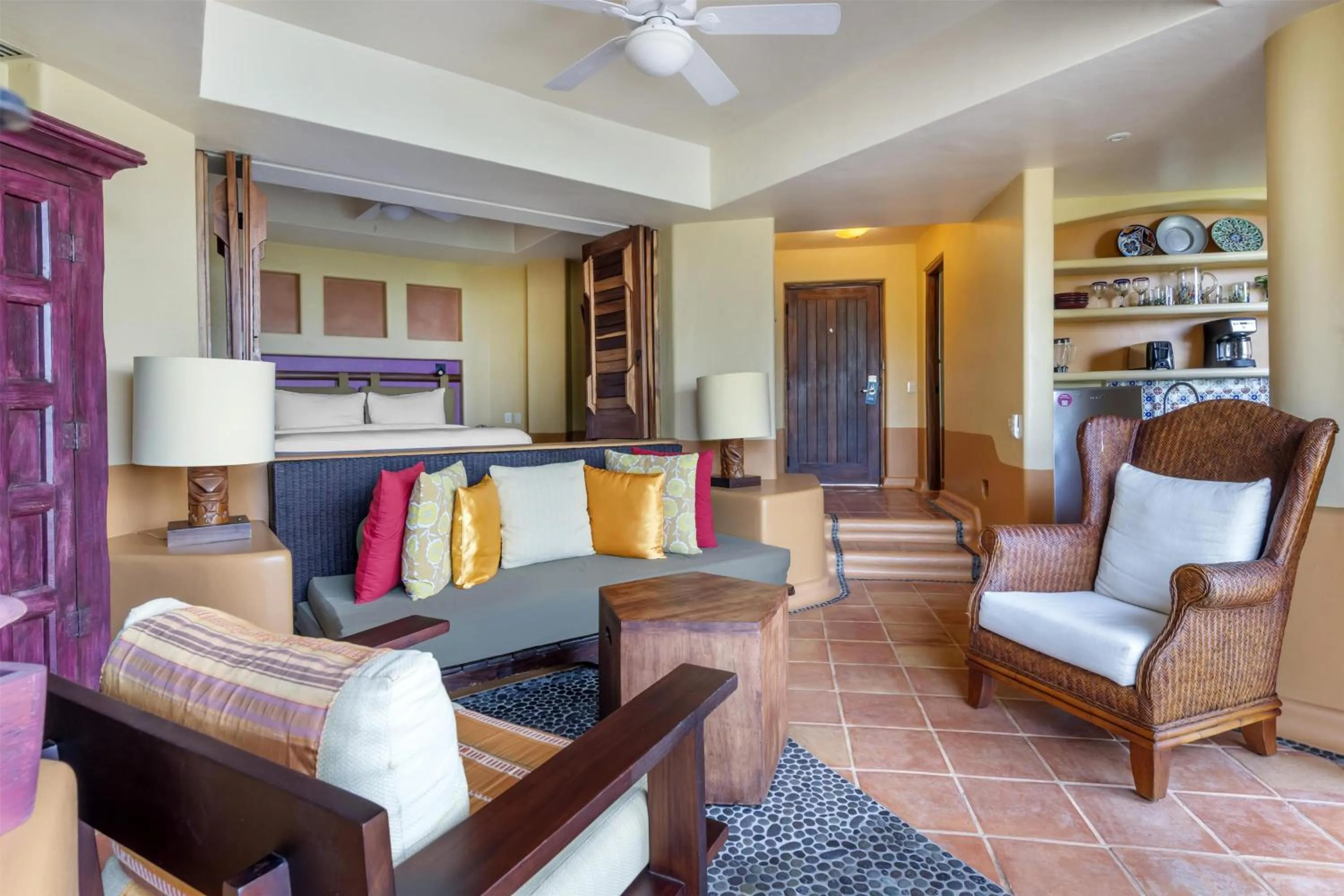 Living room in Hilton Grand Vacations Club Zihuatanejo