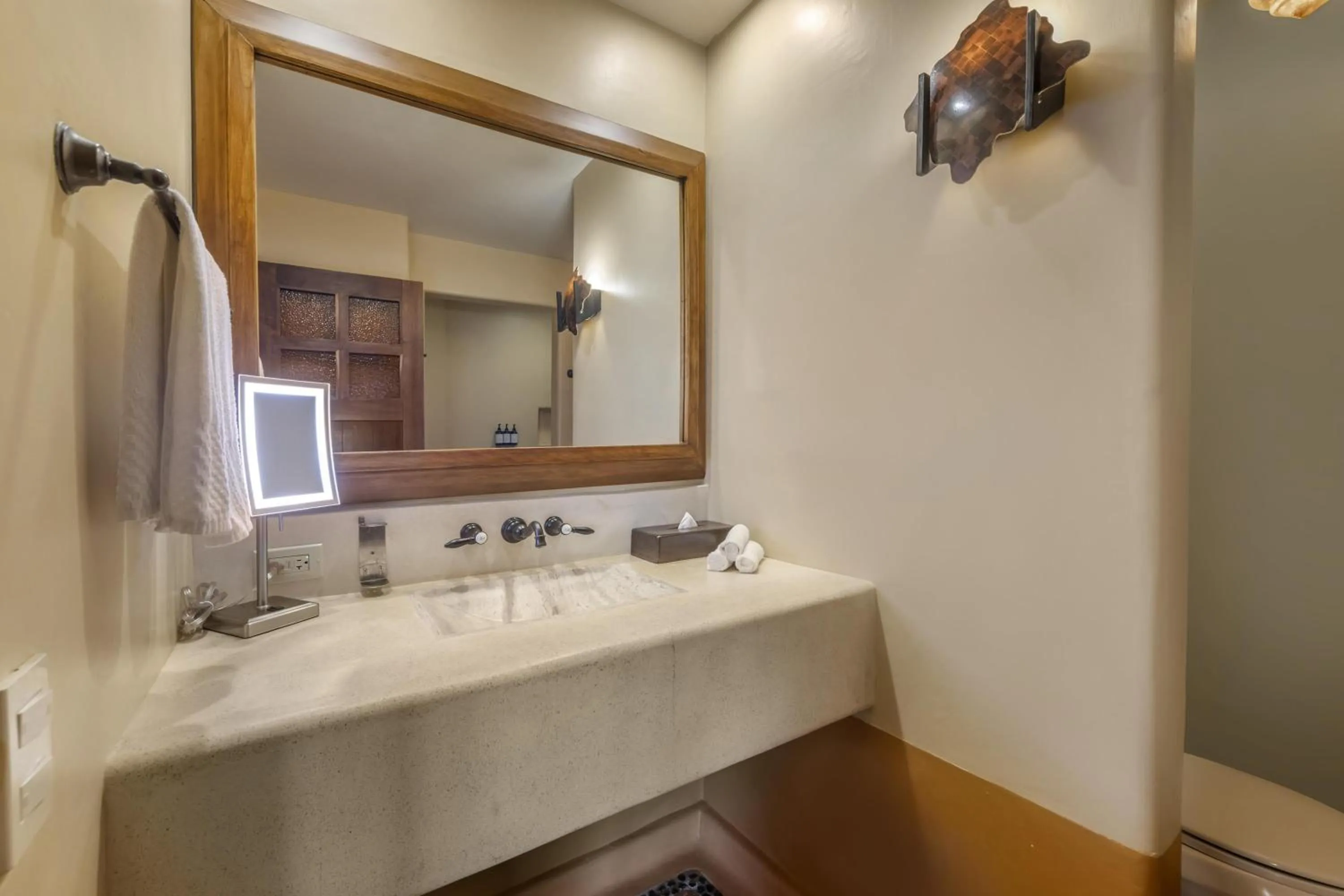 Bathroom in Hilton Grand Vacations Club Zihuatanejo