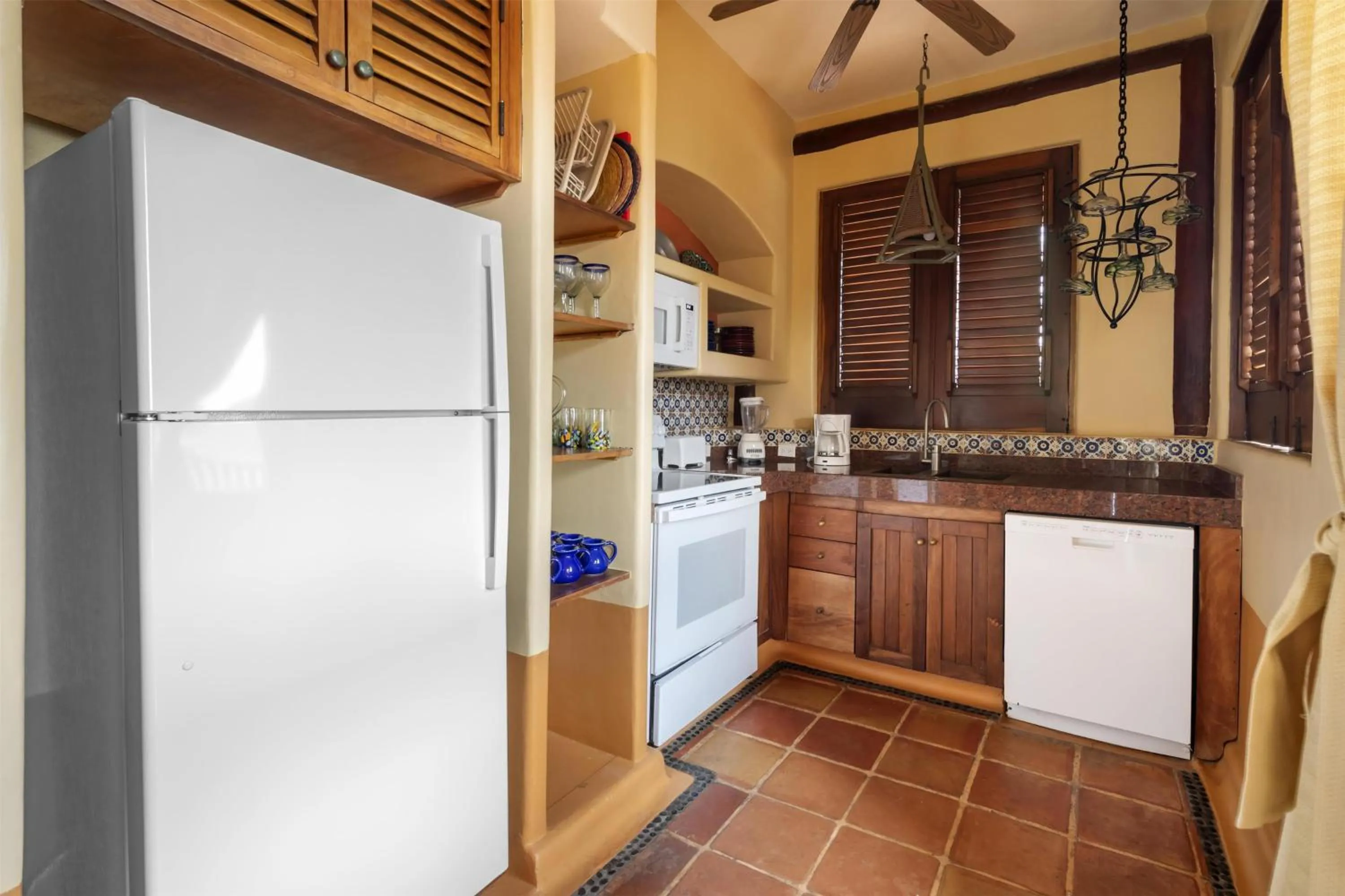 Kitchen or kitchenette in Hilton Grand Vacations Club Zihuatanejo