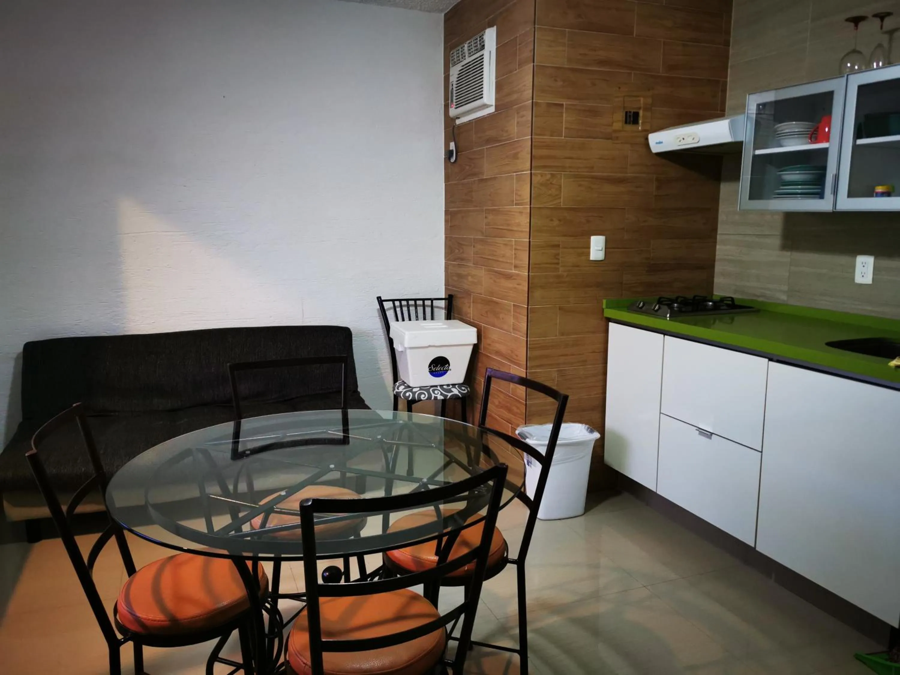 Kitchen or kitchenette in Suites Brisas Cancun