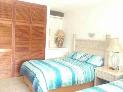 Bed in Suites Brisas Cancun
