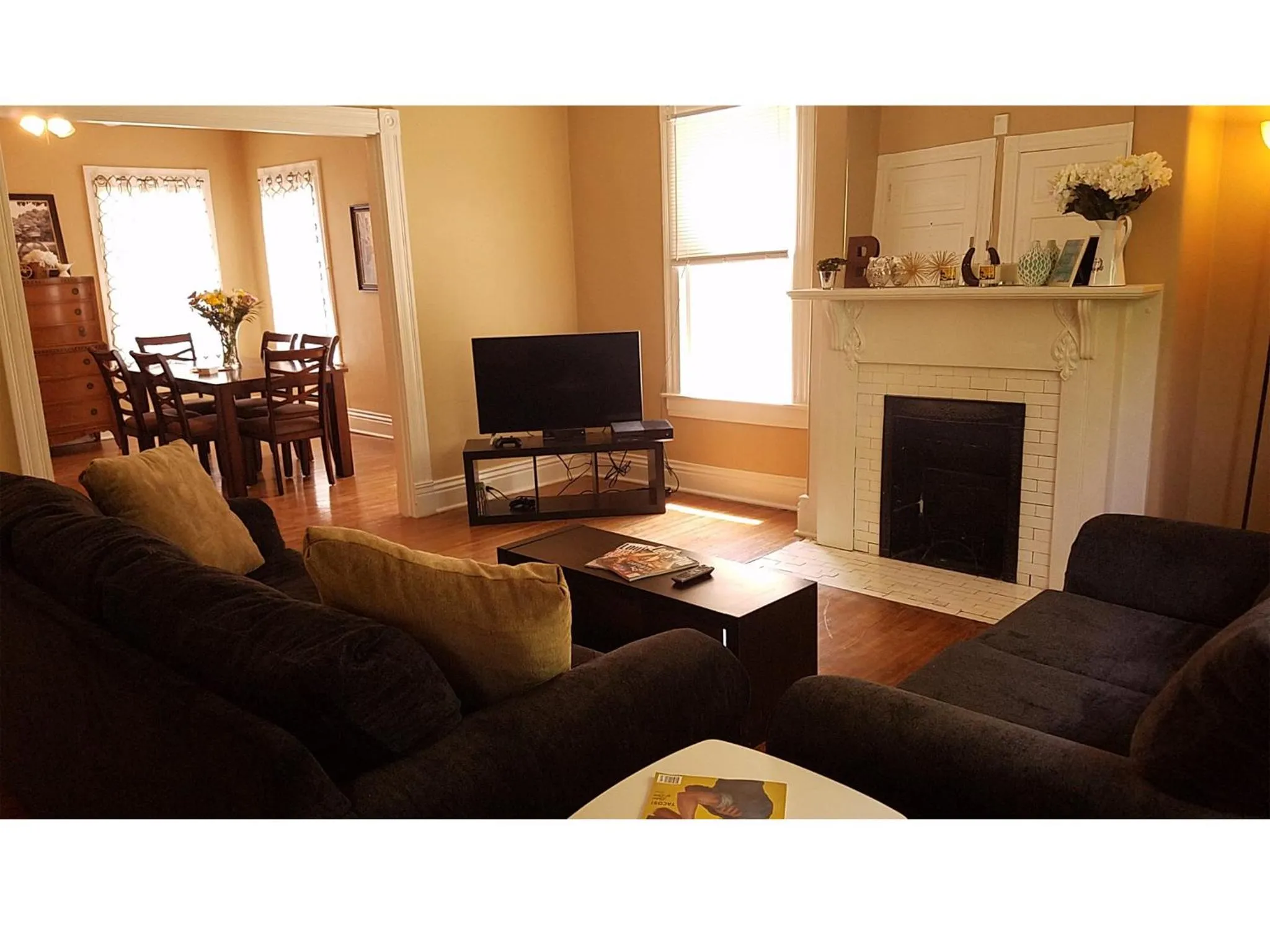 Living room in The B