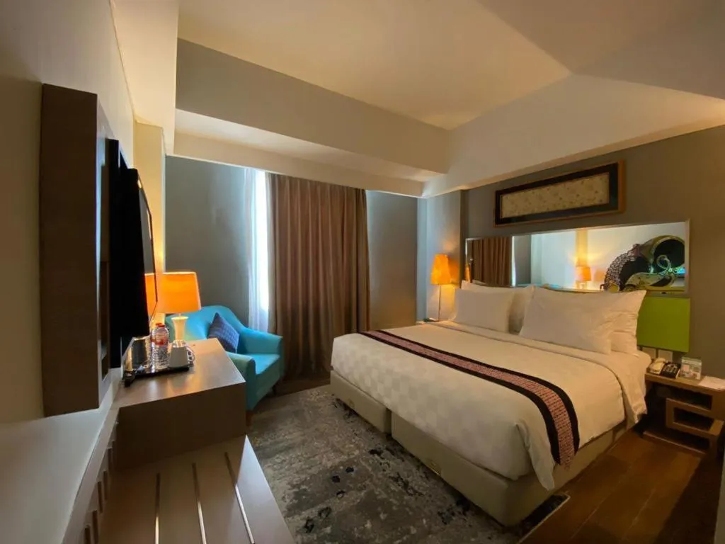 Bedroom, Bed in Khas Hotel Pekalongan