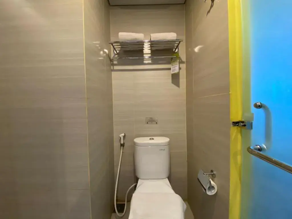 Executive Double Room in Khas Hotel Pekalongan Executive Double Room in Khas Hotel Pekalongan