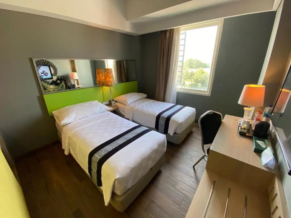 Bedroom, Bed in Khas Hotel Pekalongan