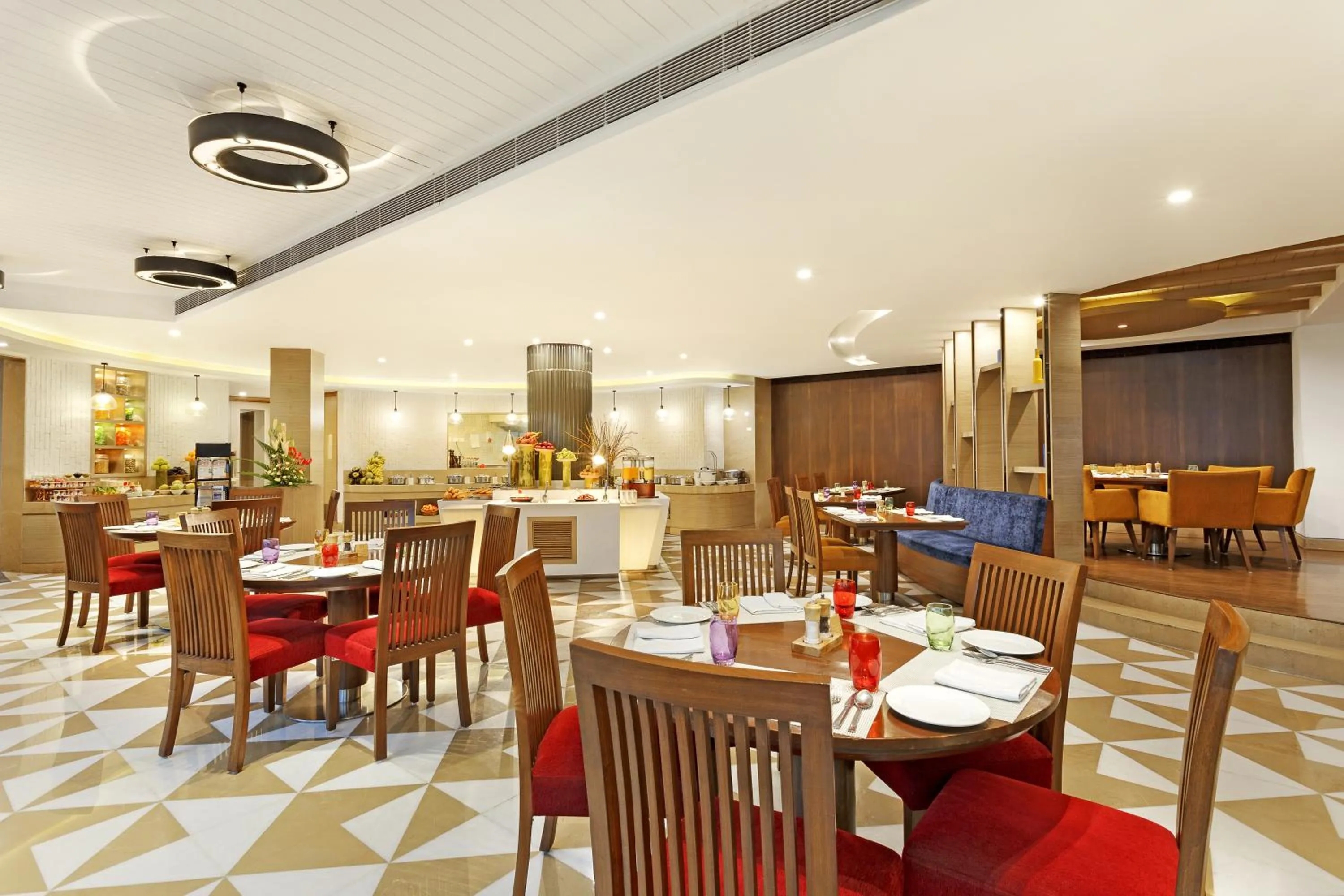 Restaurant/places to eat in Sarovar Portico Outer Ring Road