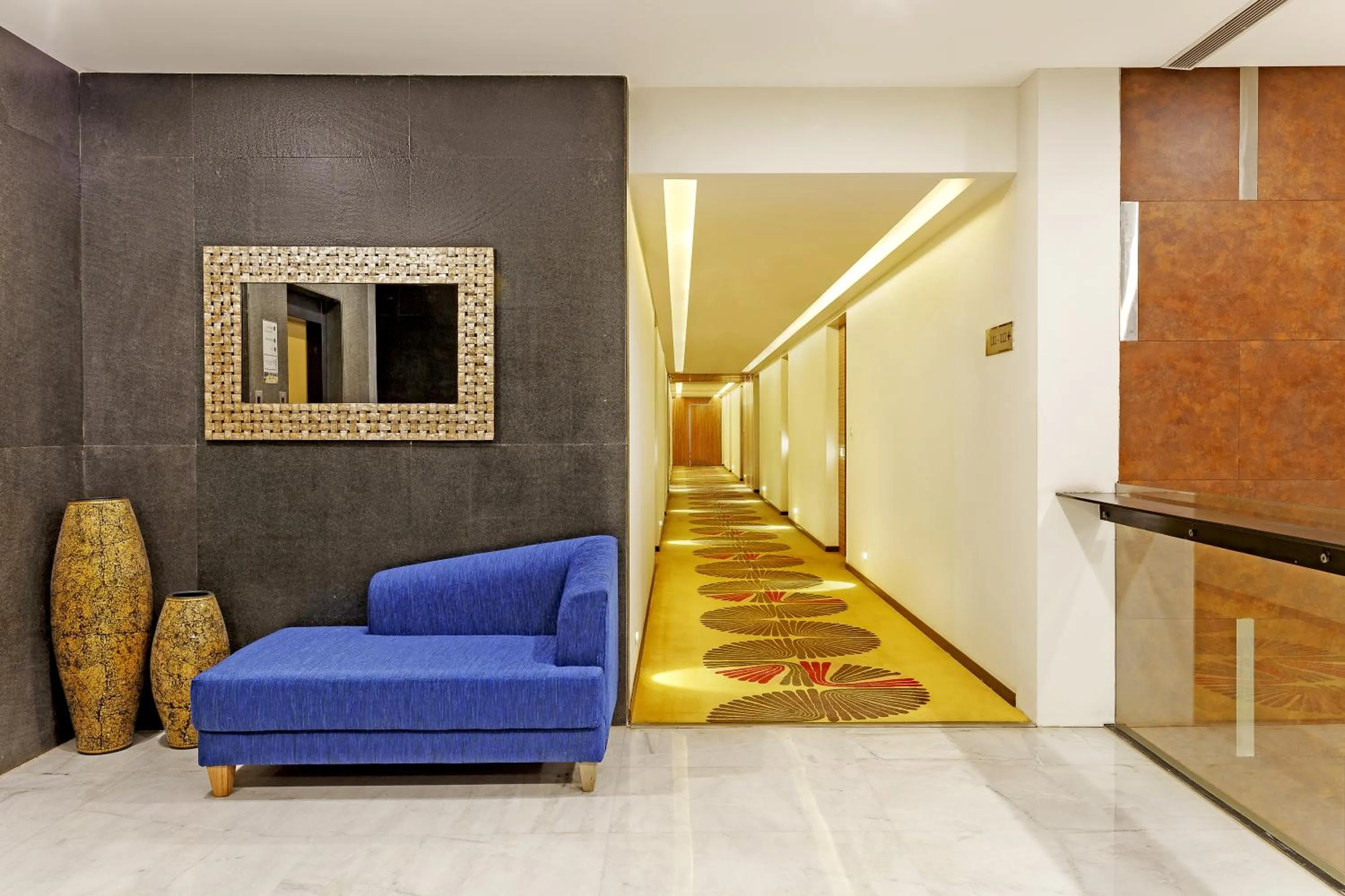 Lobby or reception in Sarovar Portico Outer Ring Road