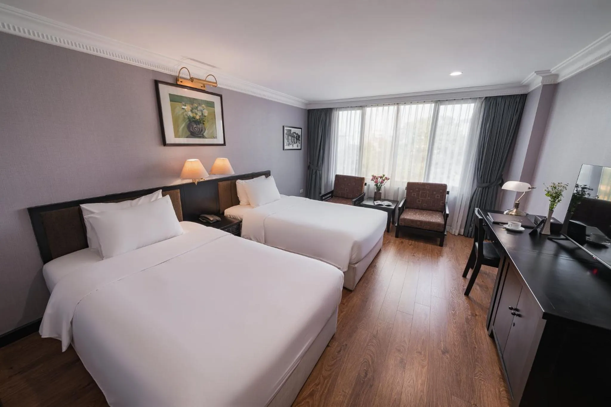 room service, Bed in La Passion Classic Hotel