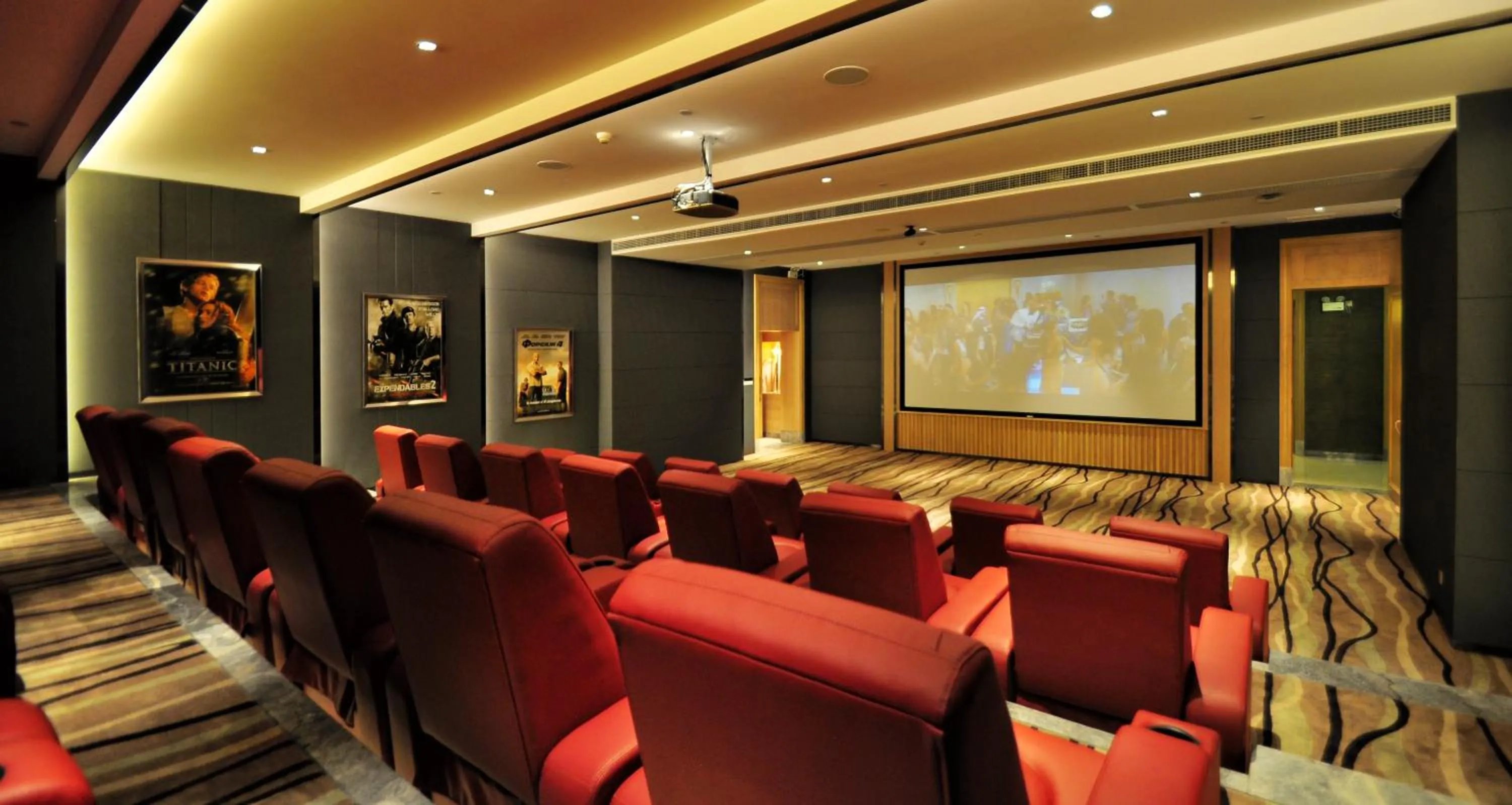 Area and facilities in Wyndham Hainan Clearwater Bay Resort