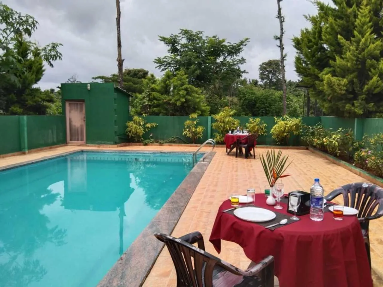 Swimming pool in Palm Era Resorts