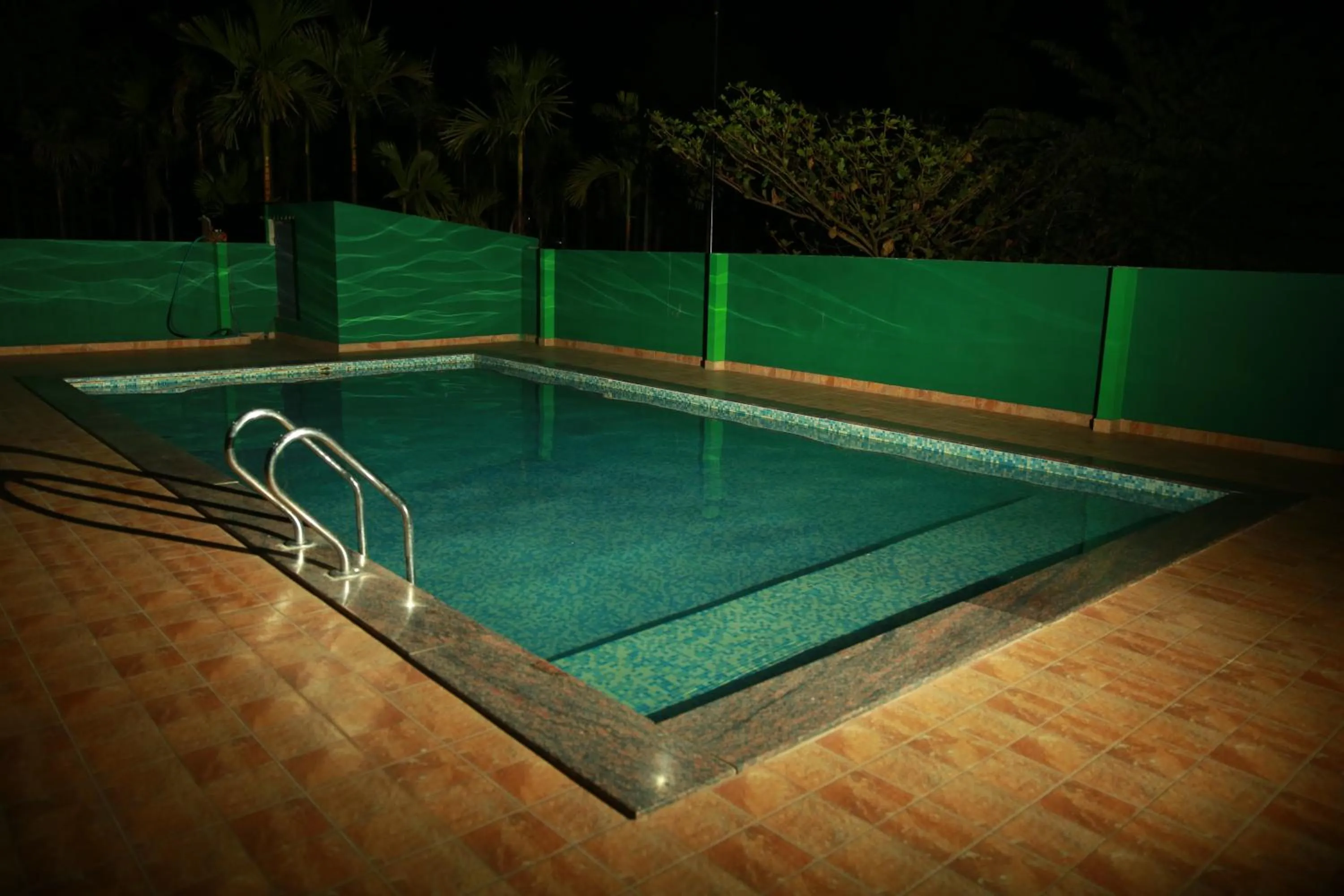 Swimming pool in Palm Era Resorts