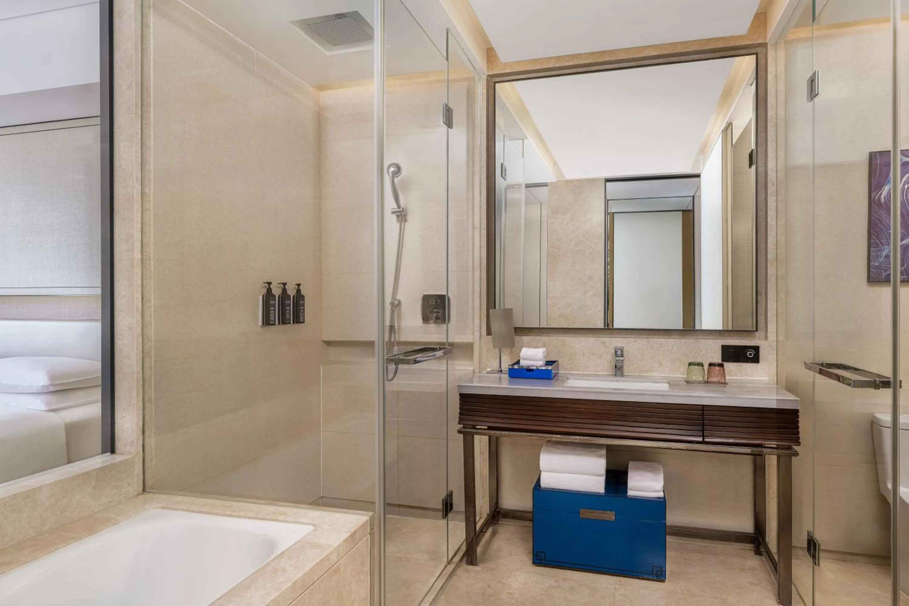 Bathroom in Sheraton Zibo Hotel
