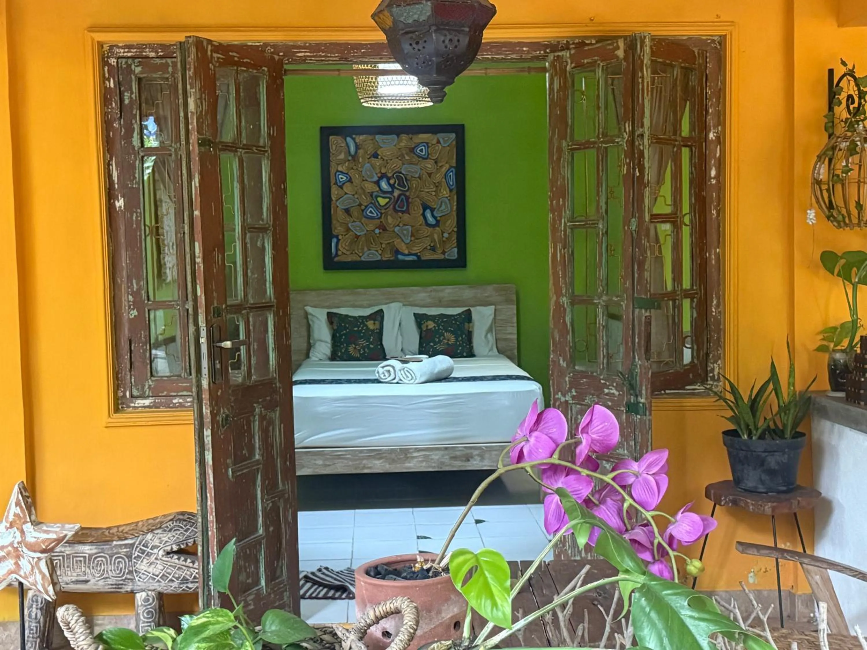 Bed in Nextdoor Rooms