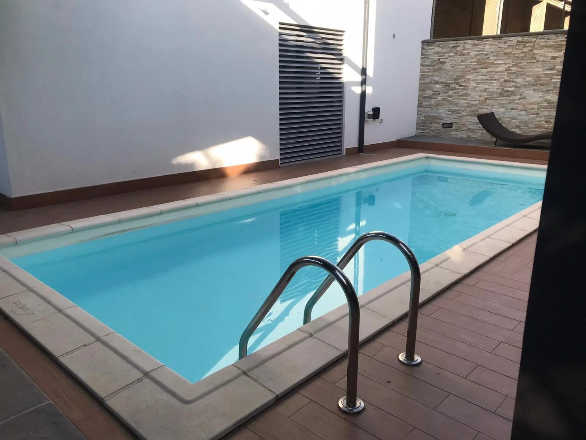 Swimming pool in Villetta d'Este