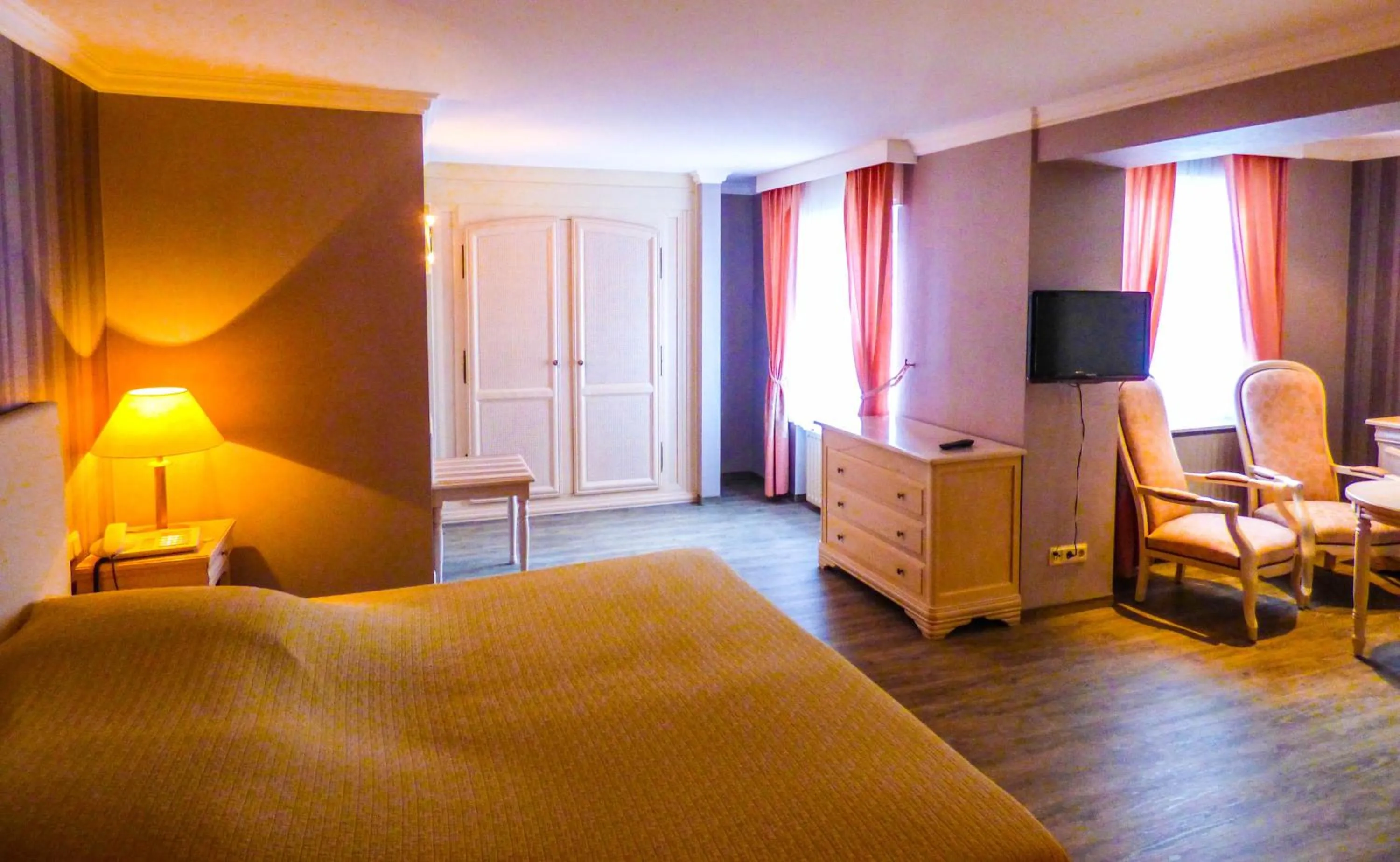 Other, Bed in Hotel Meyer